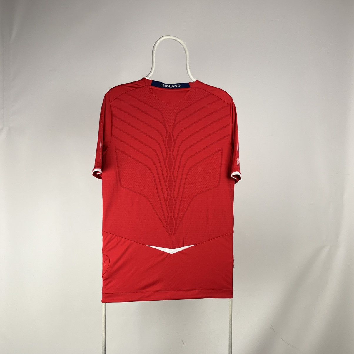 Umbro England 2008/2010 Away Football Shirt Jersey Umbro Size M Size US M / EU 48-50 / 2 - 2 Thumbnail