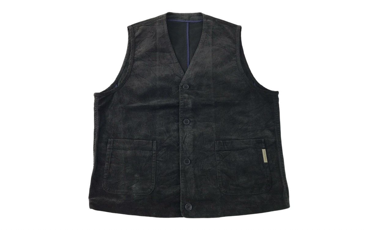 image of Vintage Crocodile Insulated Wool Corduroy Vest Jacket in Black, Men's (Size Large)