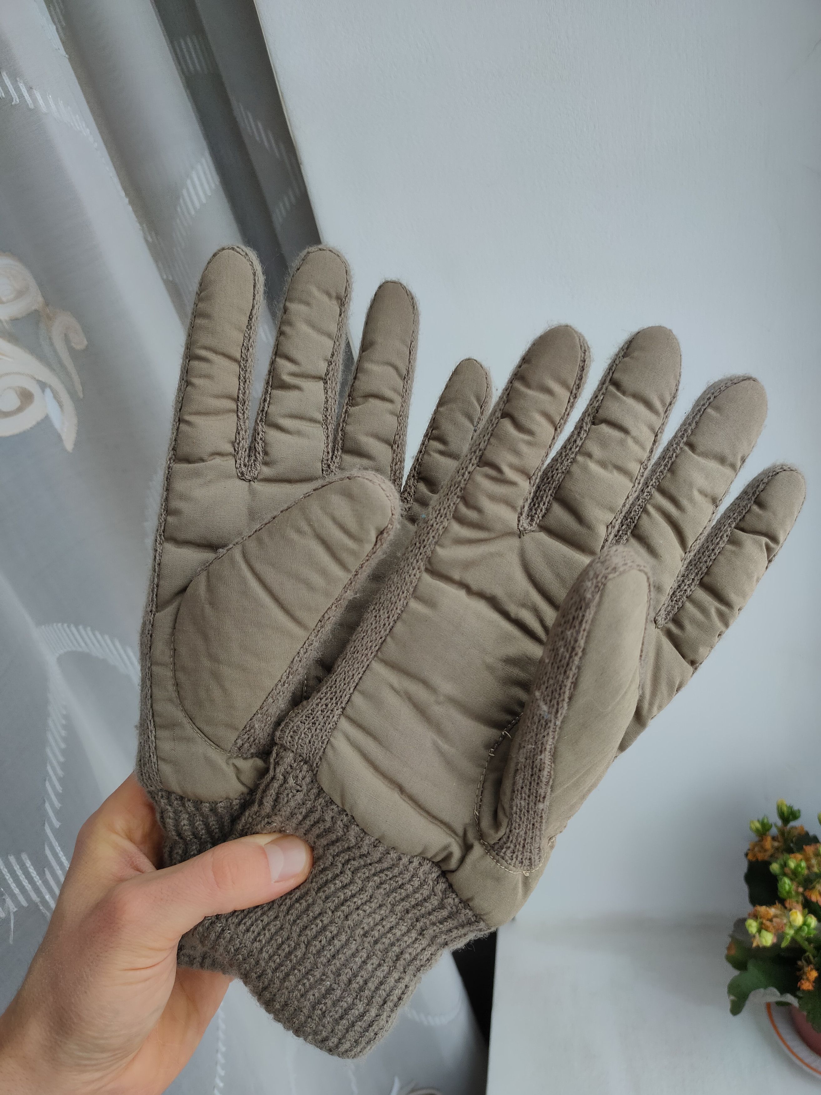 Japanese Brand Vintage Y2K Winter Gloves Hong Kong M Men's Gloves Size ONE SIZE - 7 Thumbnail