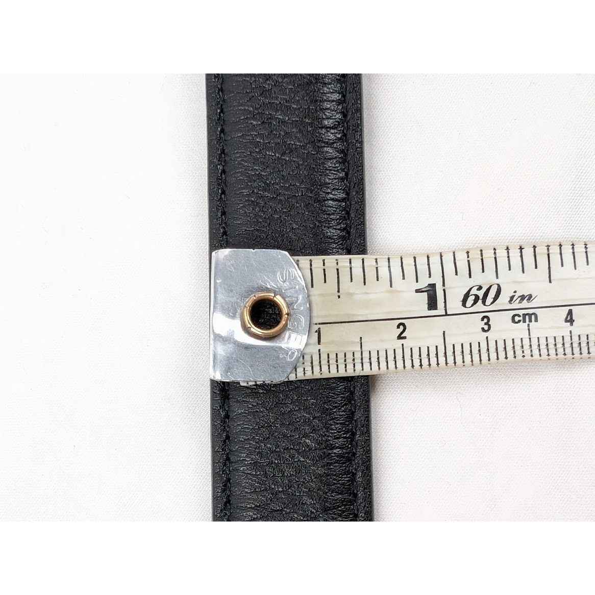 Saint Laurent Paris o1rshd1 Size: 105cm / Belt in Black Size 42 - 10 Thumbnail