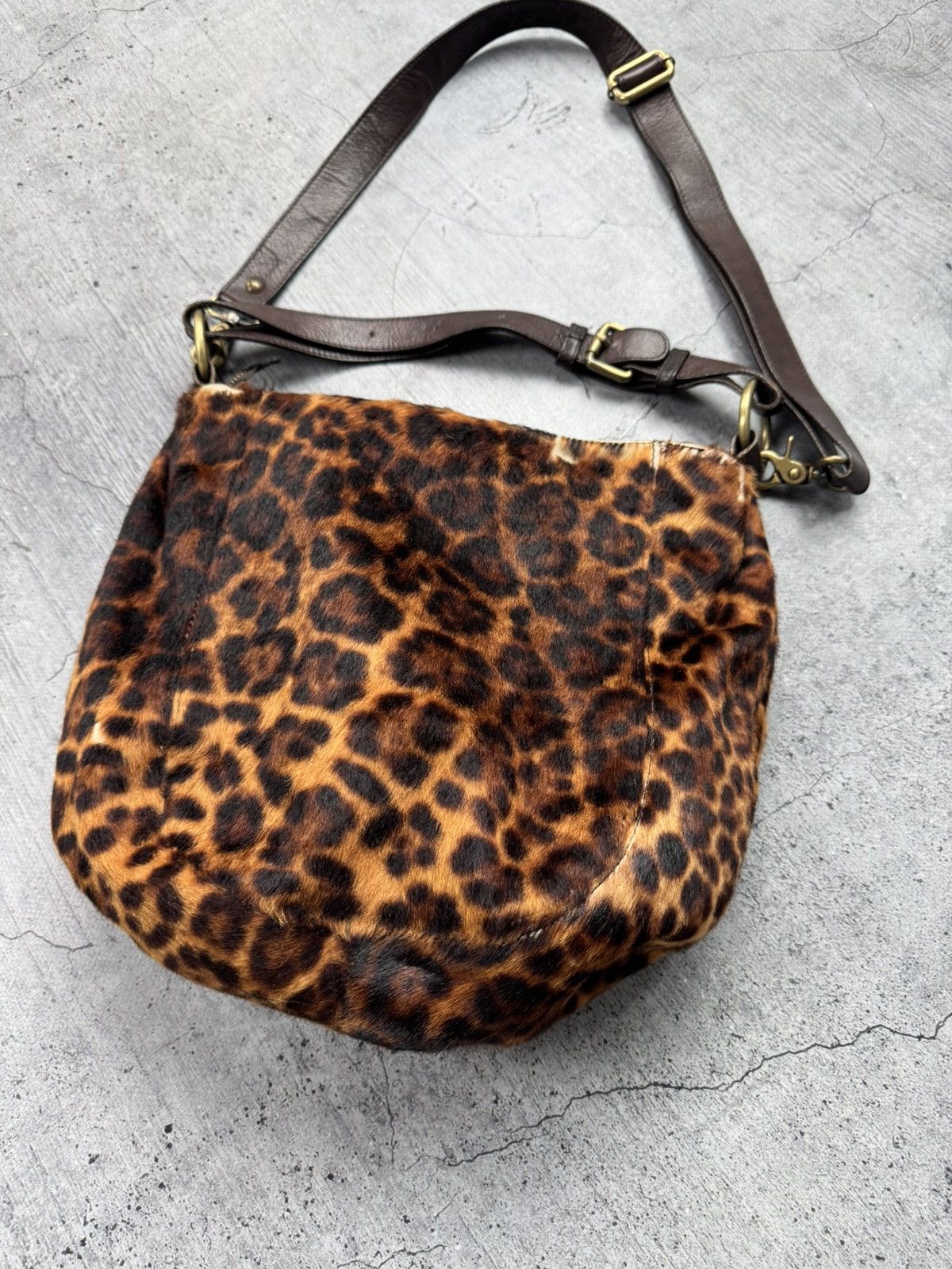 If Six Was Nine Y2K Japan Leopard Fur Leather Distressed Bag Size ONE SIZE - 3 Thumbnail