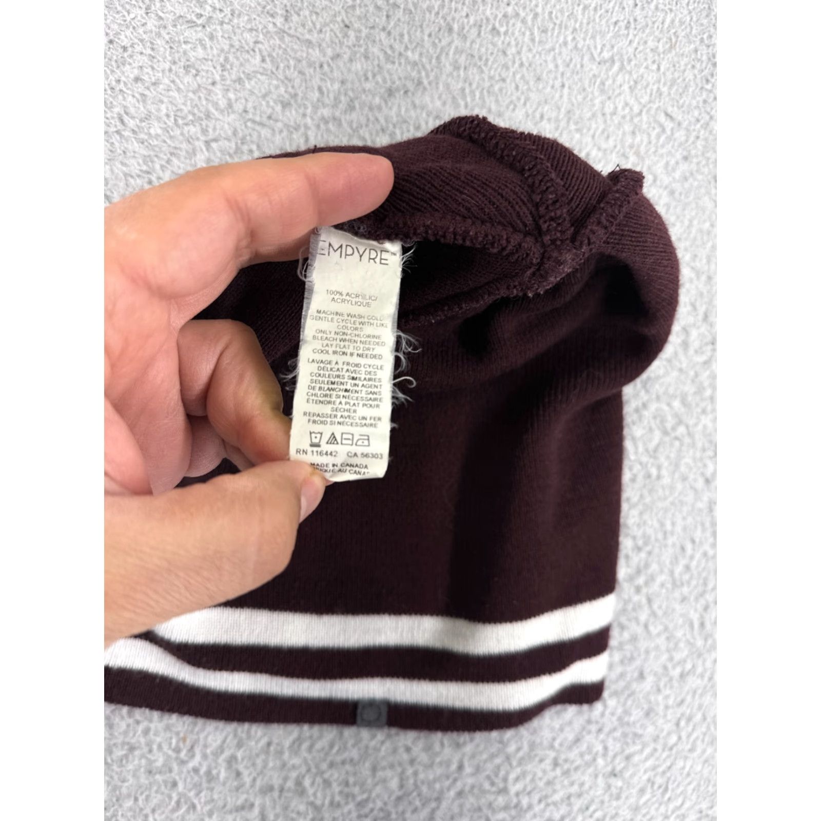 Empyre Empyre Beanie Toque Adult One Size Red Knit 100% Acrylic Made Canada Hat Mens Beanie Size ONE SIZE - 5 Thumbnail