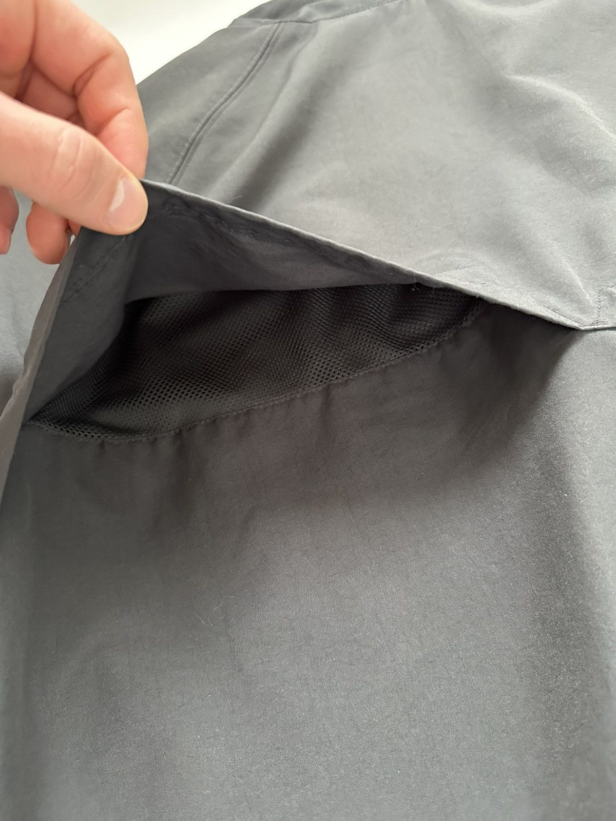 Nike Vintage Nike Windbreaker Size US XL / EU 56 / 4 - 13 Thumbnail