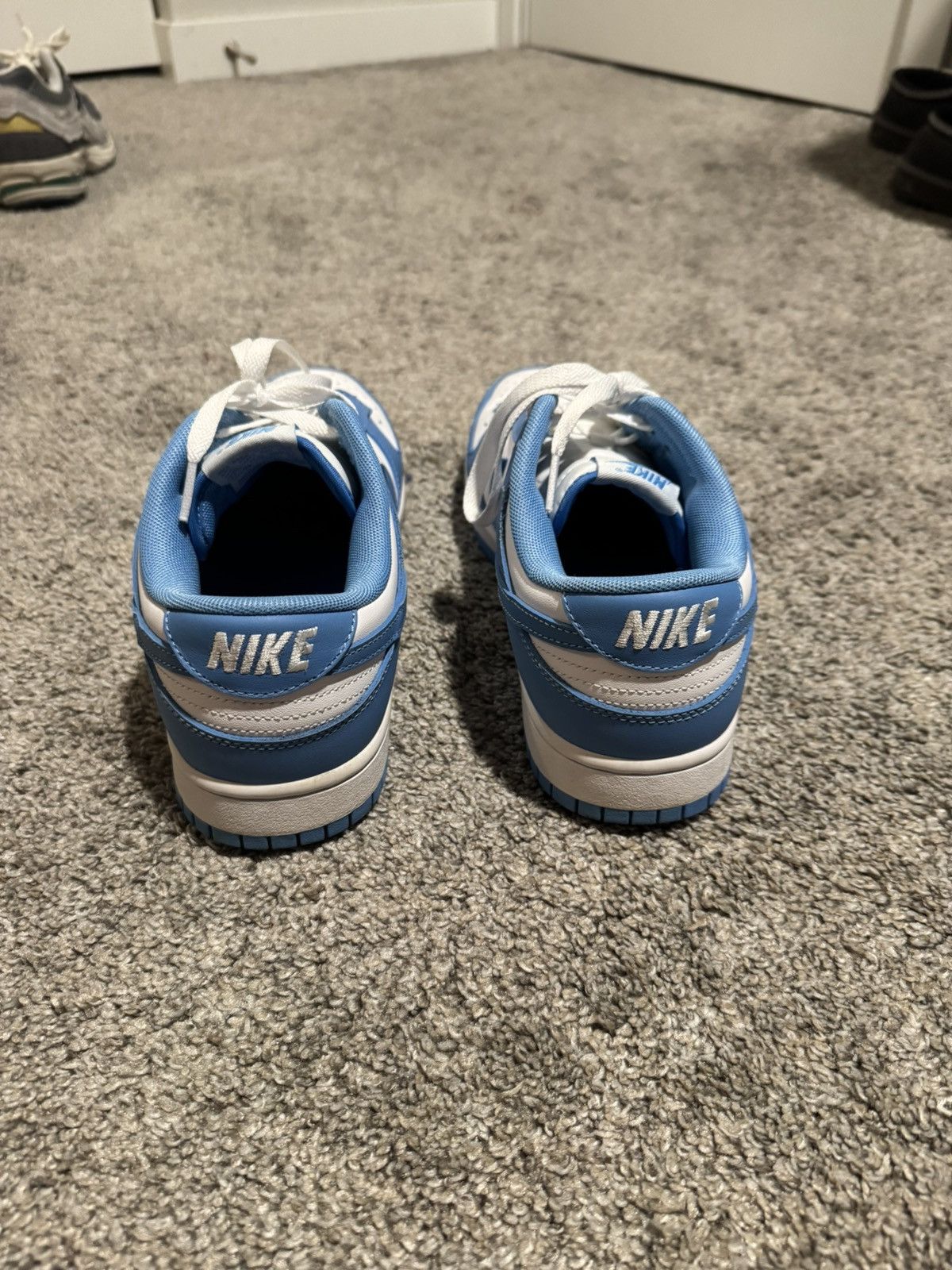 Nike Nike Dunk Low SB UNC Size US 9.5 / EU 42-43 - 4 Thumbnail