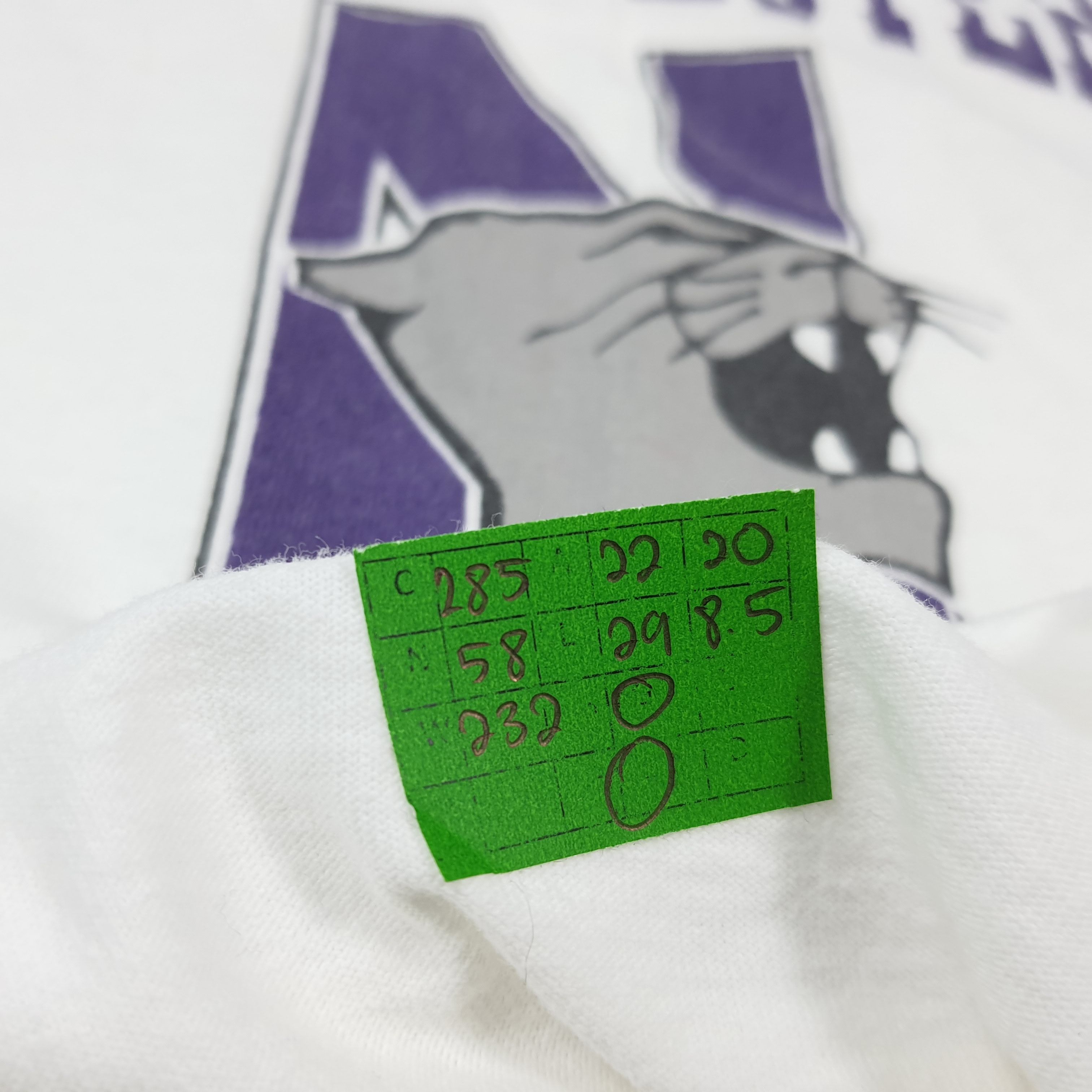 Fruit Of The Loom Vintage Northwestern Wildcats Football NFL Tshirt C285N58 Size US L / EU 52-54 / 3 - 9 Thumbnail