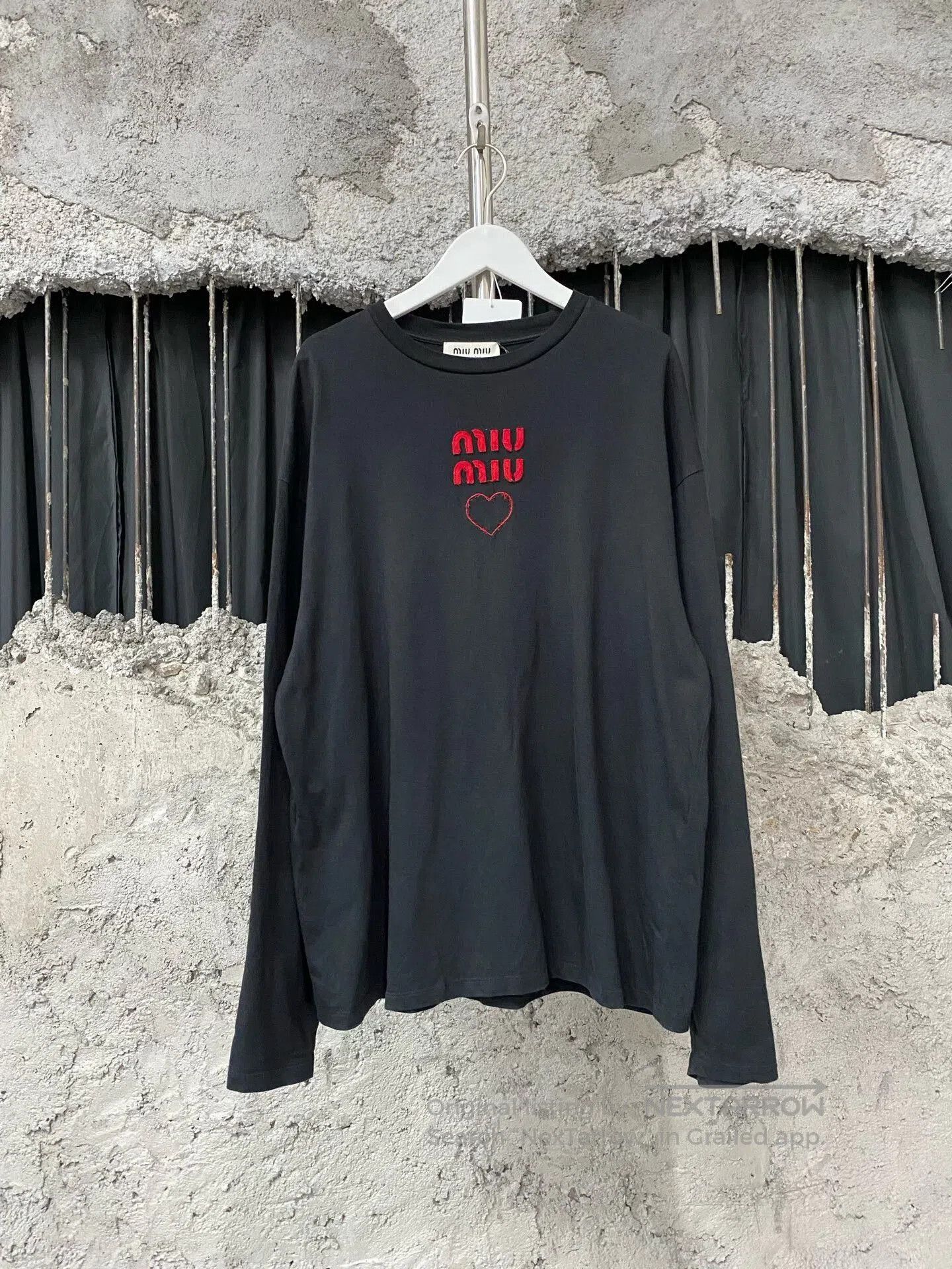 Miu Miu Miumiu Long Sleeve Heart Design Top. Size XS / US 0-2 / IT 36-38 - 1 Thumbnail