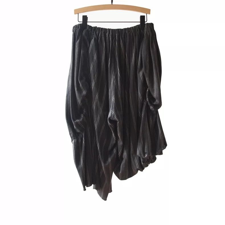 Y's Y's size 2 Striped drape pleated midi pants Size US 28 / EU 44 - 2 Thumbnail