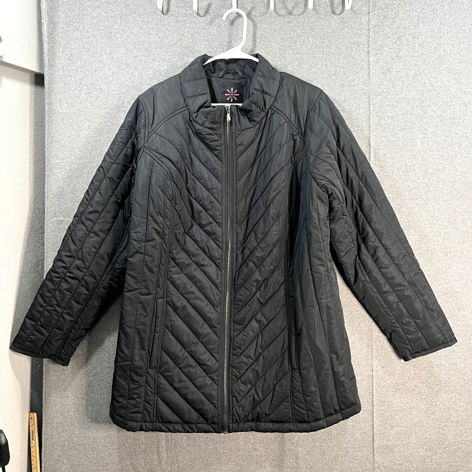 Other Isaac Mizrahi Live! Nylon Quilted Jacket Size XL / US 12-14 / IT 48-50 - 1 Thumbnail