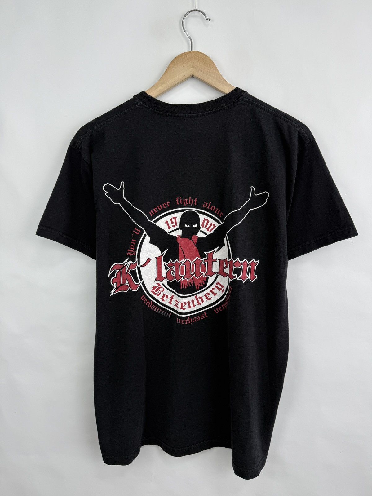 Fruit Of The Loom 🇩🇪👹 Vintage Y2K Kaiserslautern Westkurve Ultras T-Shirt Rare Size US L / EU 52-54 / 3 - 7 Thumbnail