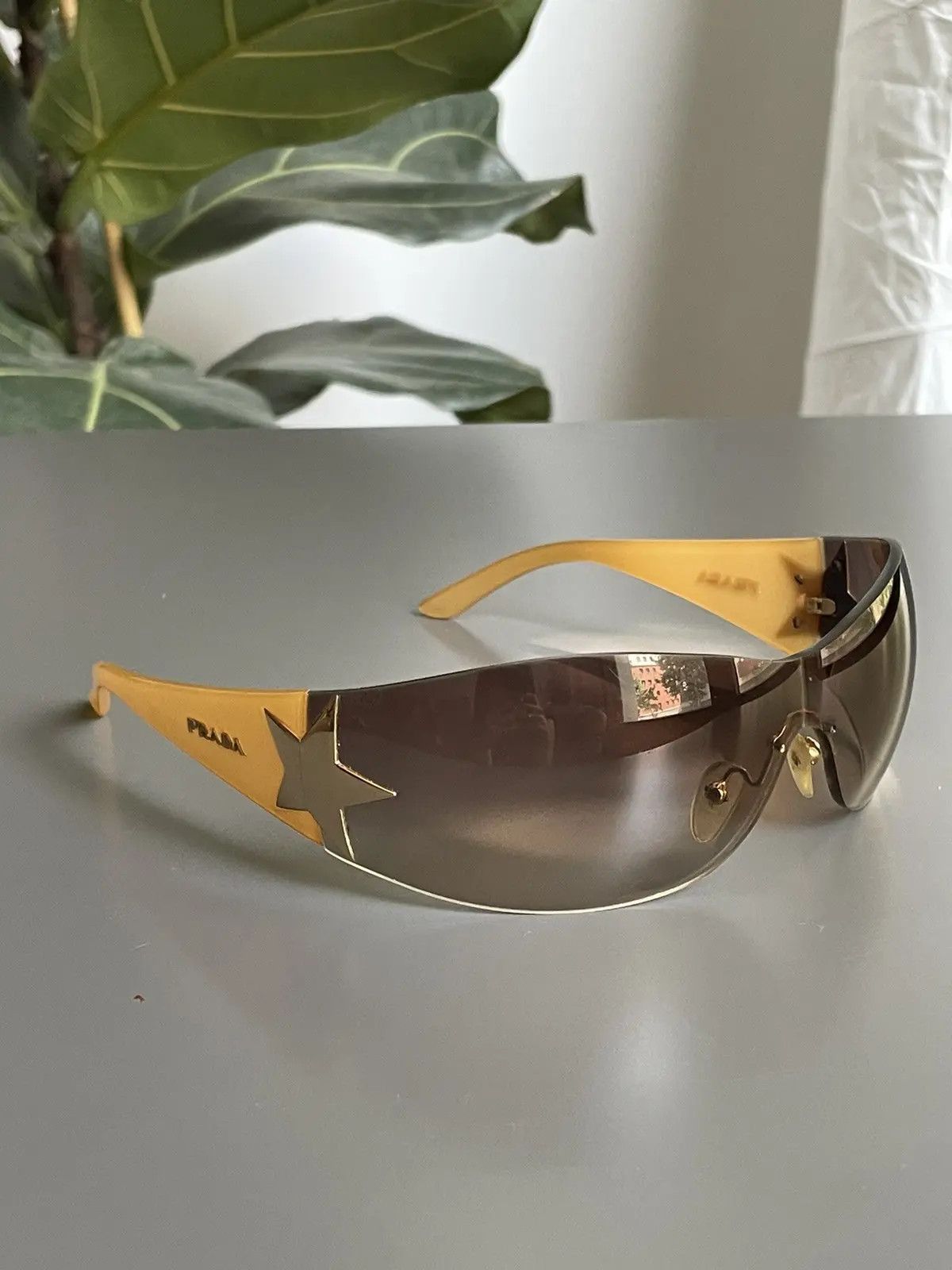 Prada PRADA Sunglasses Star Sport Red Tab Shield Mask Symbole Size ONE SIZE - 3 Thumbnail