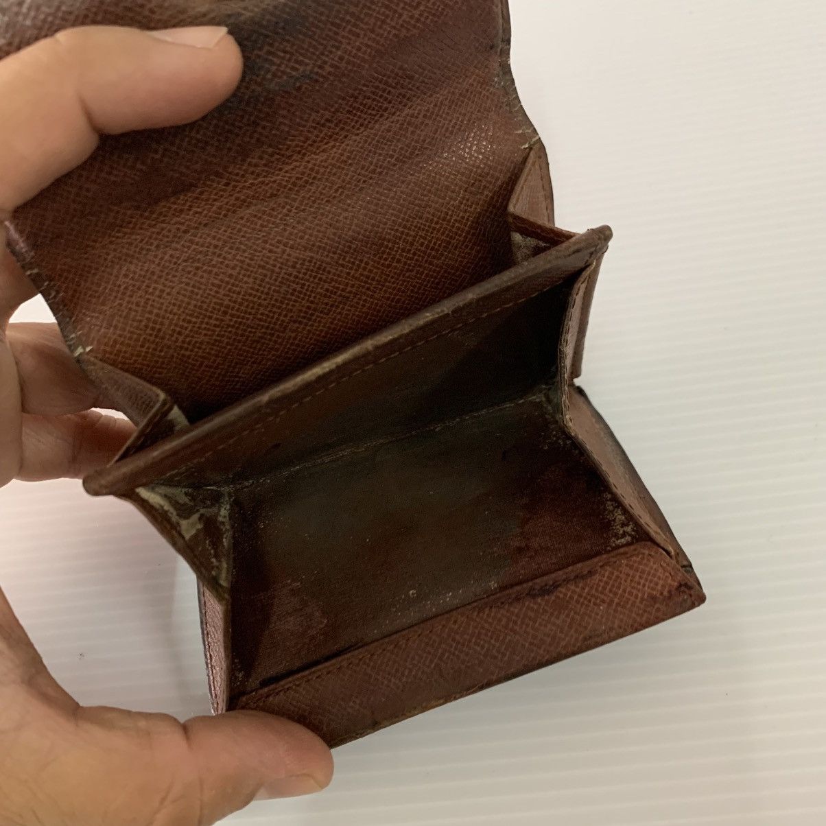 Louis Vuitton Authentic Louis Vuitton Coin Bag Size ONE SIZE - 10 Thumbnail