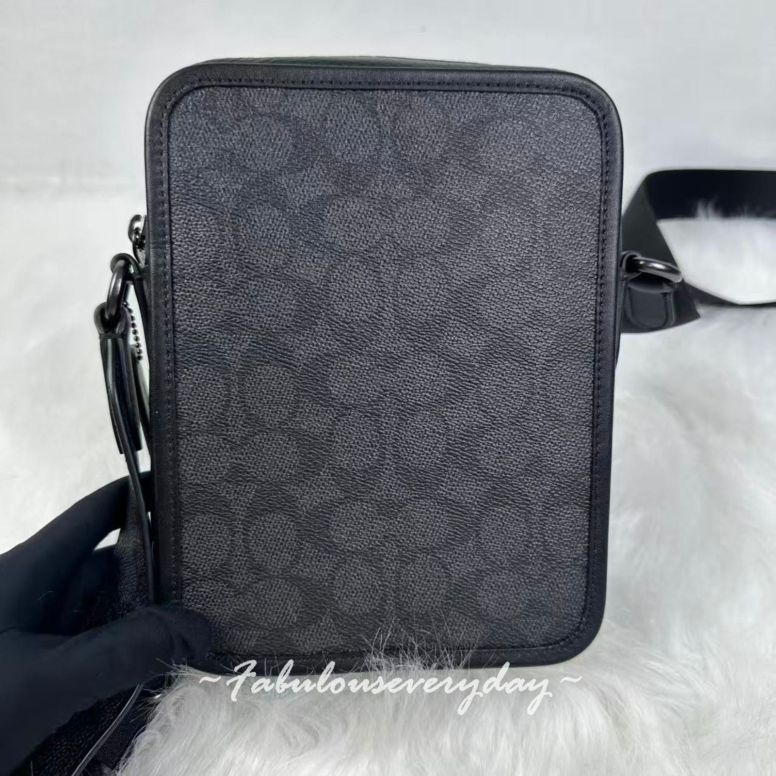 Coach Coach Men's Sullivan Crossbody Bag Sig Canvas Patches CAT79 Size ONE SIZE - 4 Thumbnail
