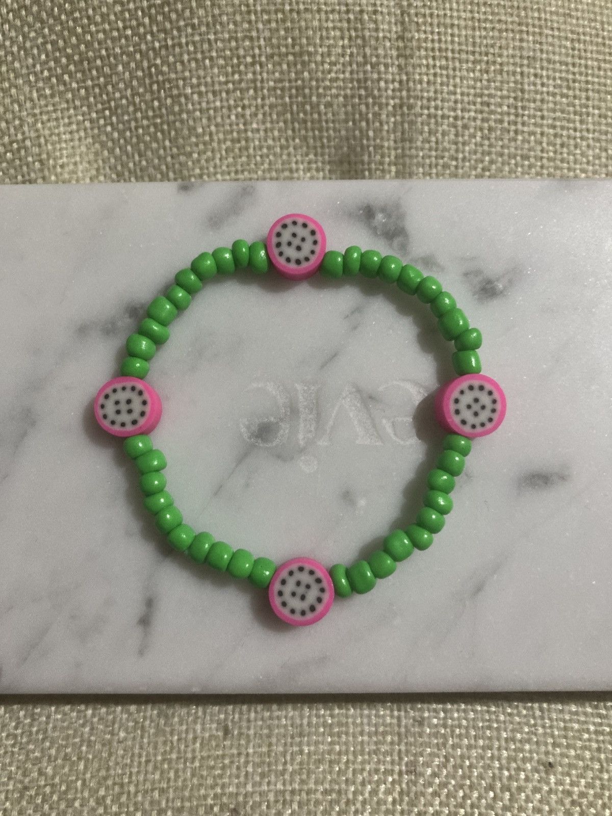 Other Dragon fruit beaded bracelet Size ONE SIZE - 1 Preview