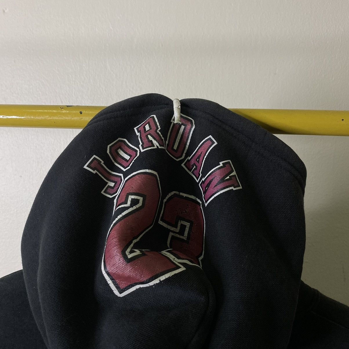 Jordan Brand × NBA × Vintage Vintage Michael Jordan Flying Man NBA Pullover Hoodie Size US M / EU 48-50 / 2 - 8 Thumbnail