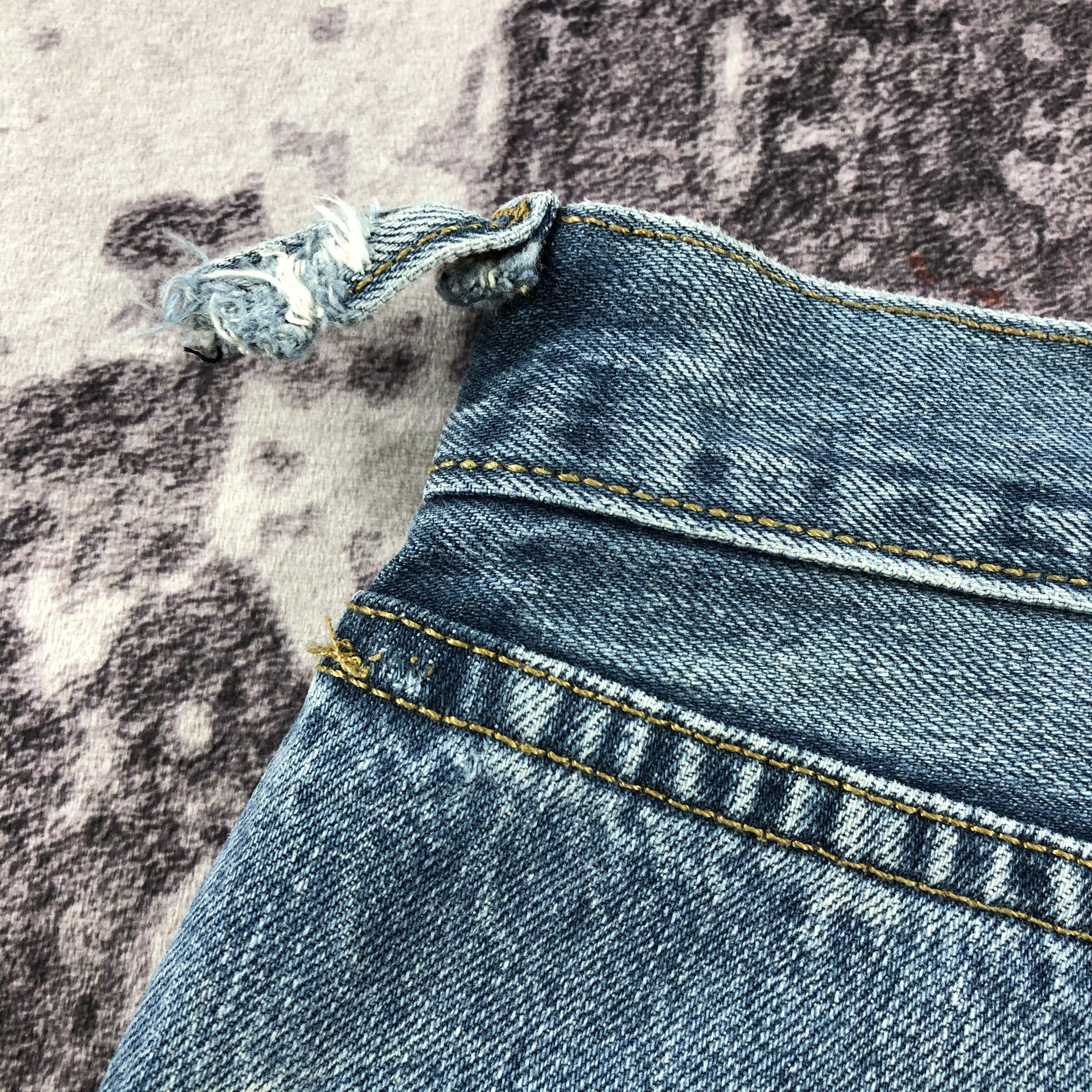 Levi's × Vintage Vintage Blue Wash Levis 501 Jeans-JM2386 Size US 34 / EU 50 - 7 Thumbnail