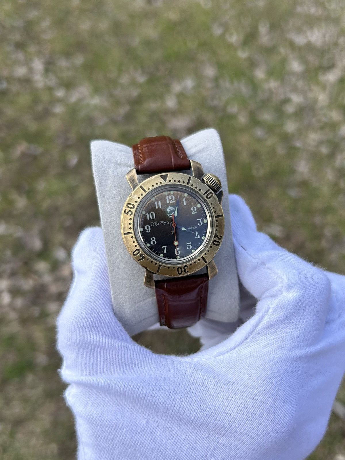 Vintage Vintage Watch Vostok Mechanical Authentic 1980s Size ONE SIZE - 9 Thumbnail