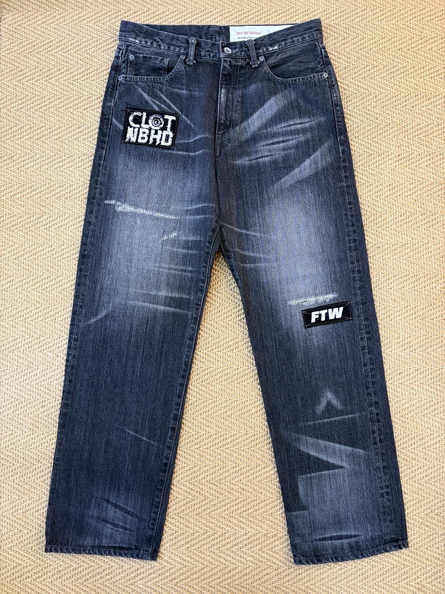 CLOT NEIGHBORHOOD x CLOT Collaboration Jeans Size US 30 / EU 46 - 1 Thumbnail
