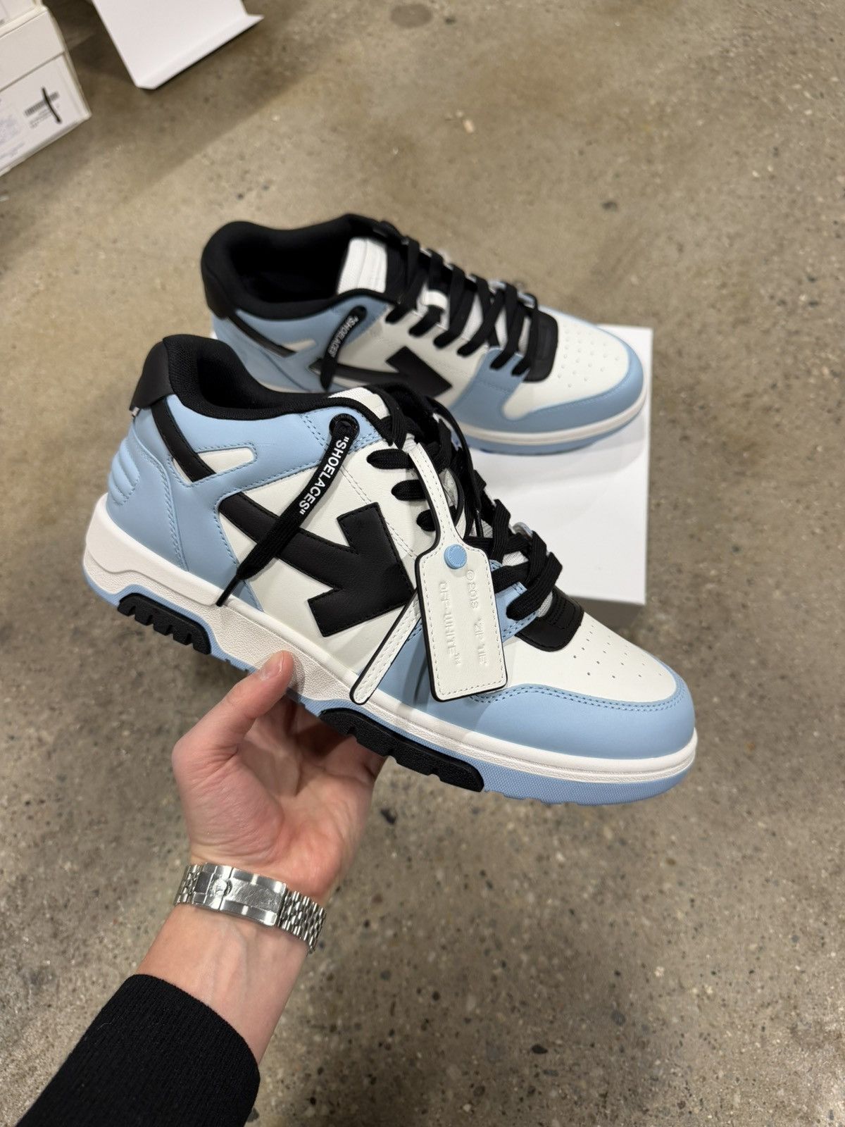 Off-White Off-White Out Of Office Sneaker NEW 750$ Size US 11 / EU 44 - 1 Thumbnail