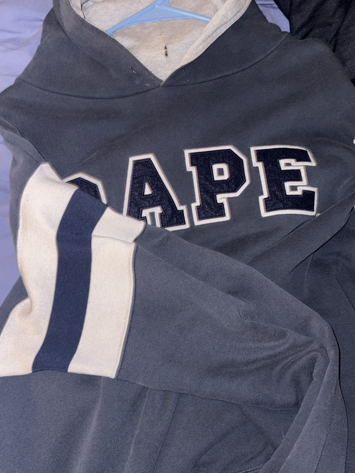 Bape Vintage Bape letter college crewneck Size US M / EU 48-50 / 2 - 4 Thumbnail