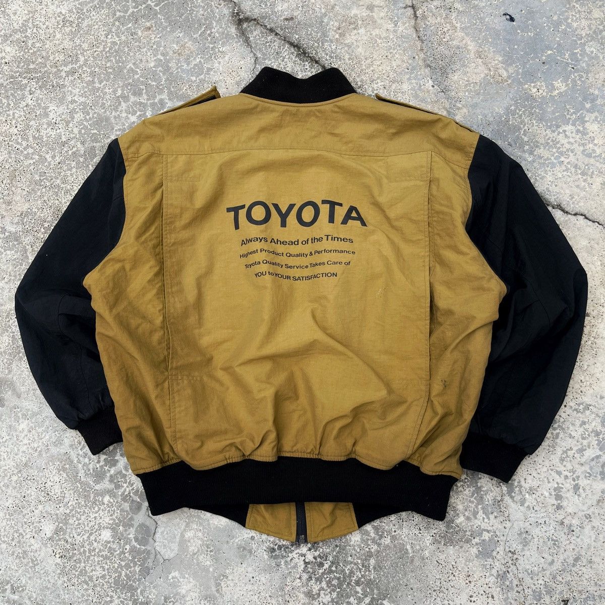 Vintage Toyota TRD Vintage Racing Bomber Jacket Nice Embroided Logo Size US L / EU 52-54 / 3 - 2 Thumbnail
