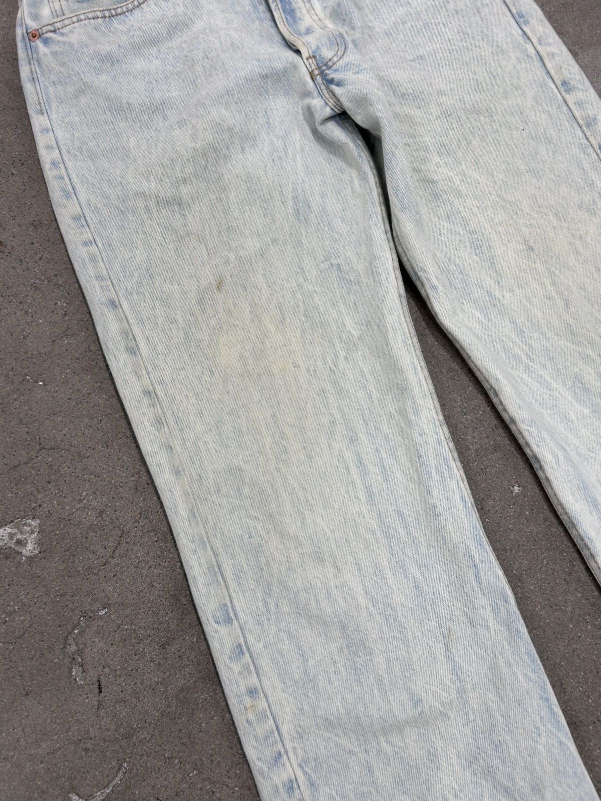 Levi's Vintage 90s Light Wash 501 Denim Jeans Size US 30 / EU 46 - 2 Thumbnail