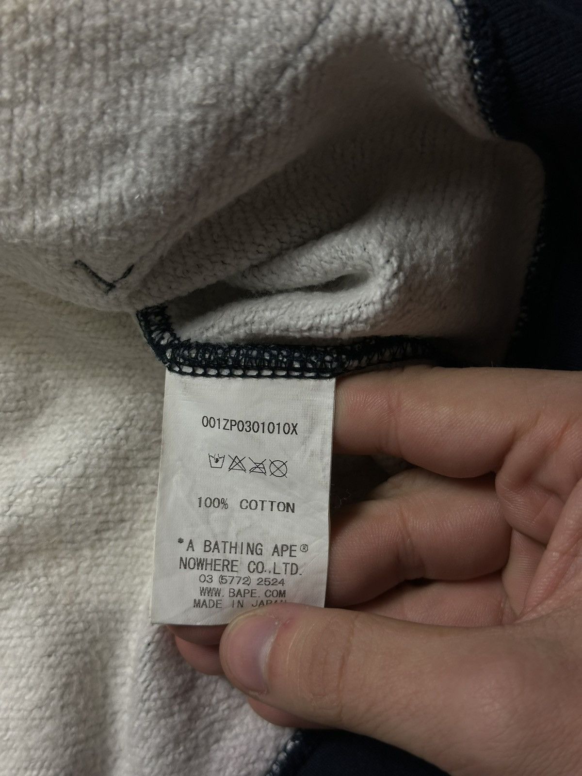 Bape Vintage Bape AOP Zip Hoodie Glow In The Dark Size US M / EU 48-50 / 2 - 7 Thumbnail