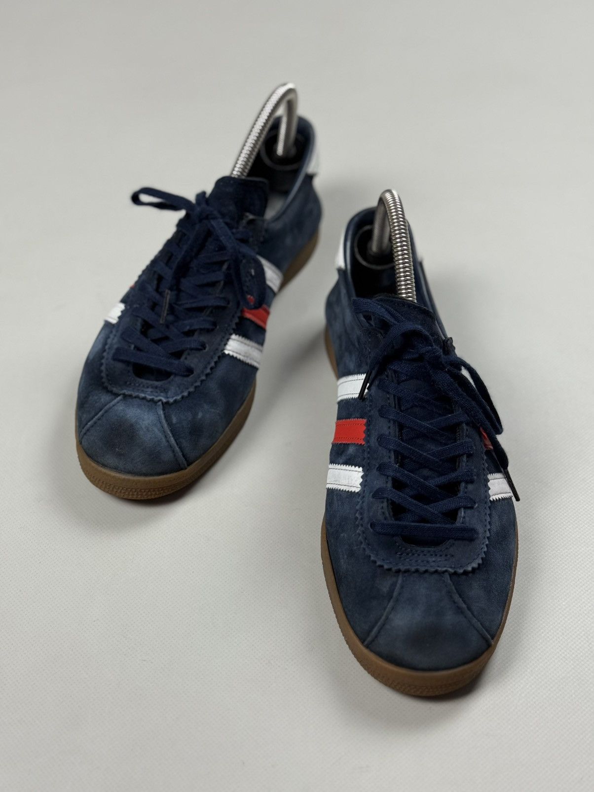 Adidas Adidas Koln City Series Low Top Suede Sneakers Shoes FV1196 Size US 8.5 / EU 41-42 - 10 Thumbnail