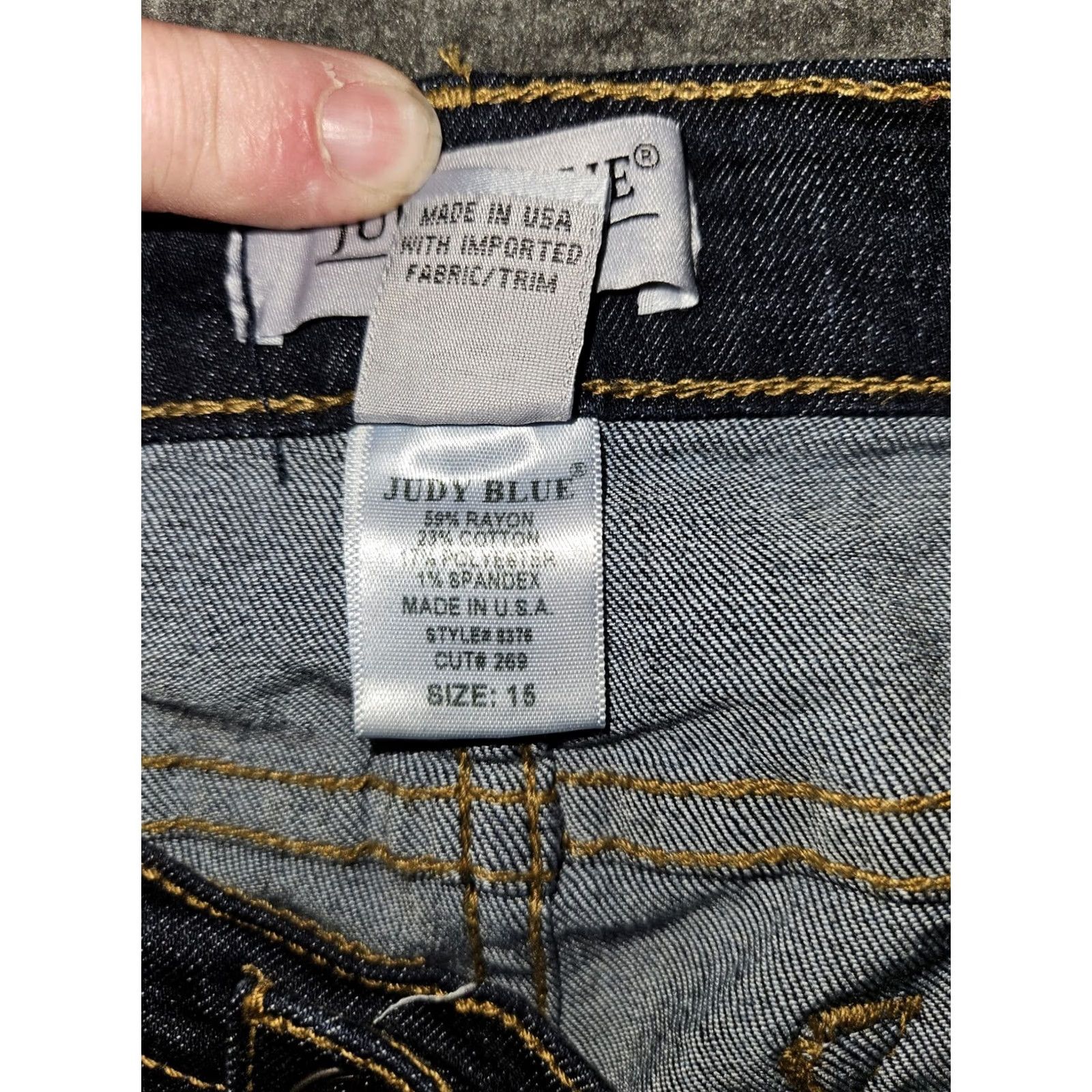 Vintage Judy Blue Jeans Women's 15/32 Skinny Mid Rise Stretch USA City Preppy Blue Denim Logo 29" Inseam Regular Fit Womens Size 36" / US 14 / IT 50 - 3 Thumbnail