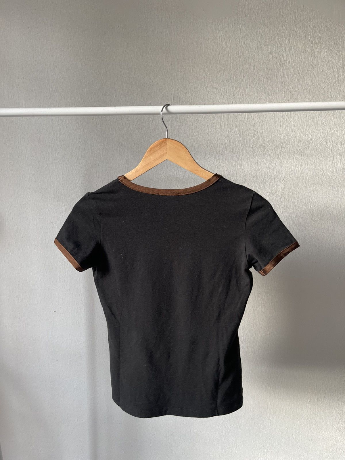 Fendi Fendi Distressed Pin Tee A2 Size S / US 4 / IT 40 - 7 Thumbnail