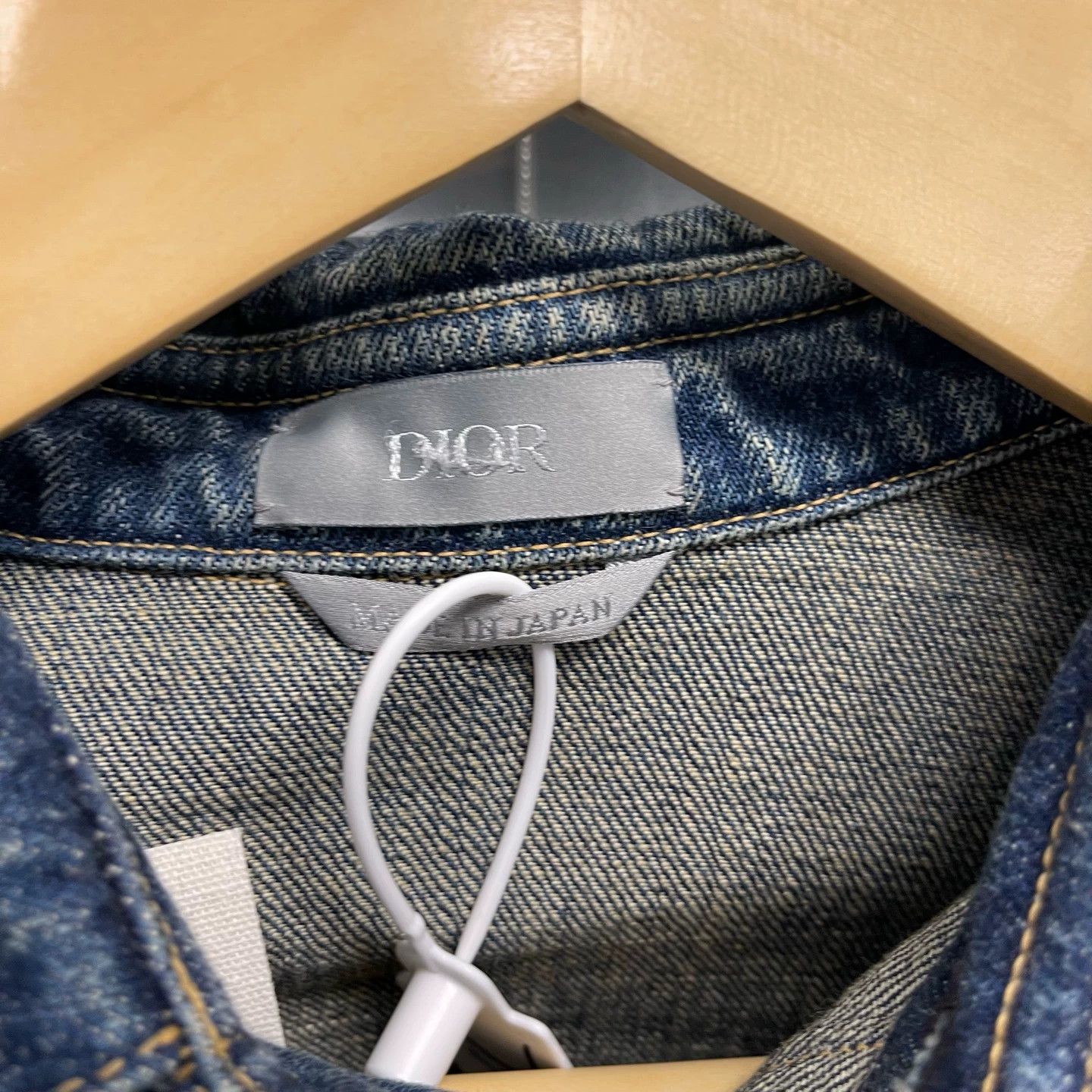 Dior Dior mini tag lapel button-front denim jacket new 38 Size US XXS / EU 40 - 3 Thumbnail