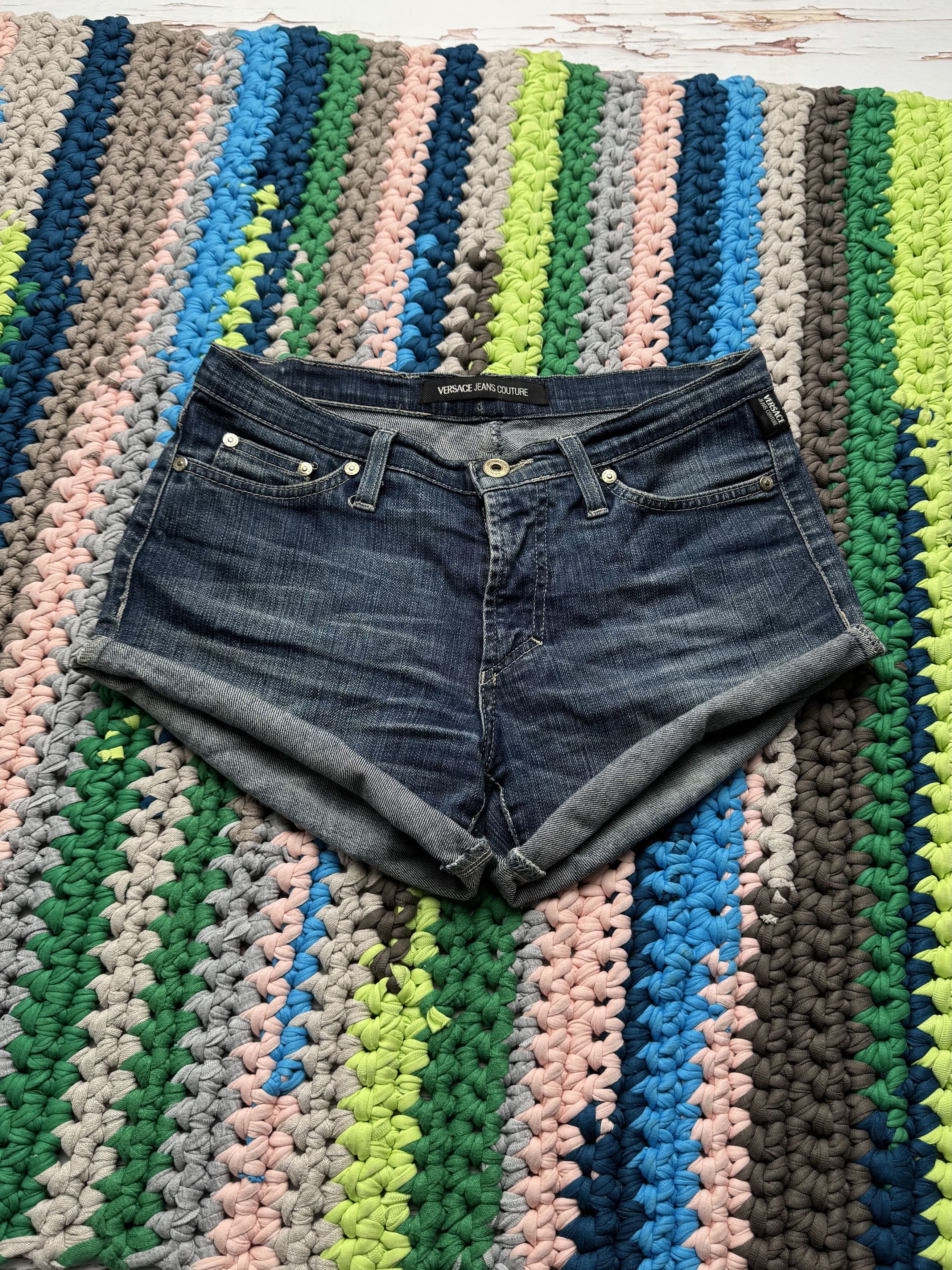 Versace Jeans Couture Versace Jeans Couture Vintage Mini Shorts (D10) Size 27" / US 4 / IT 40 - 1 Thumbnail