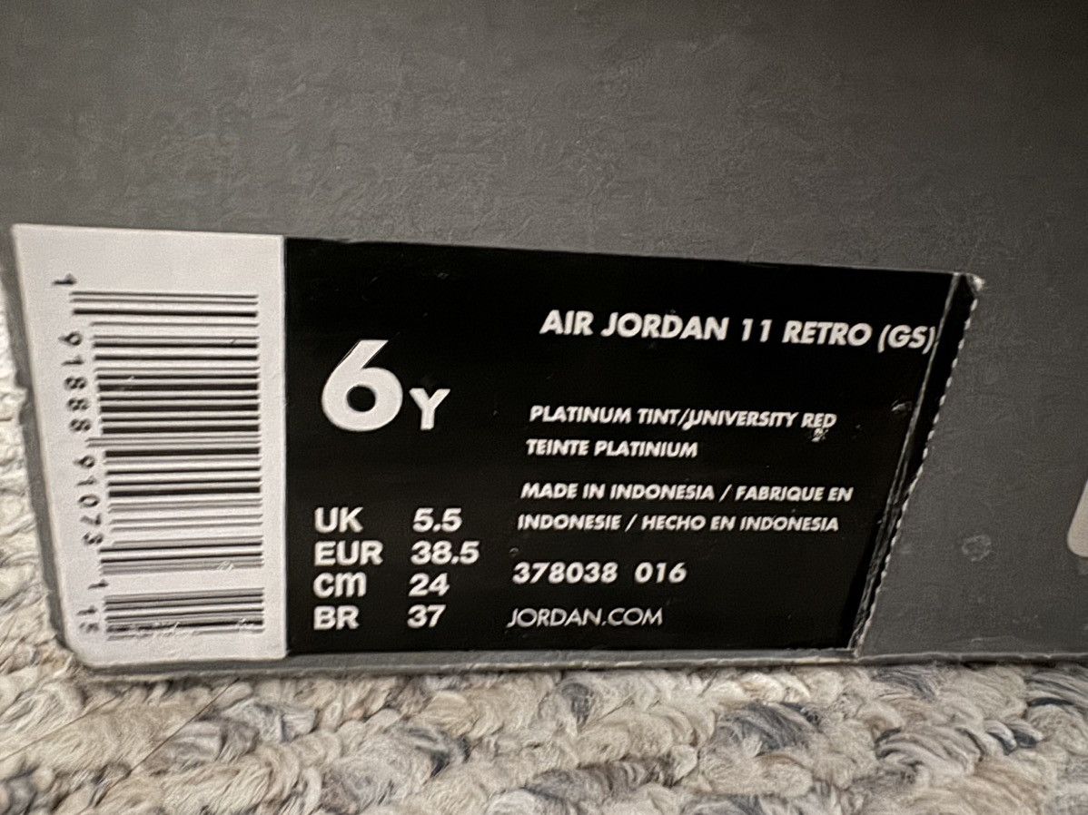 Jordan Brand Jordan 11 Retro Win Like 96 GS Size US 6 / EU 39 - 7 Thumbnail