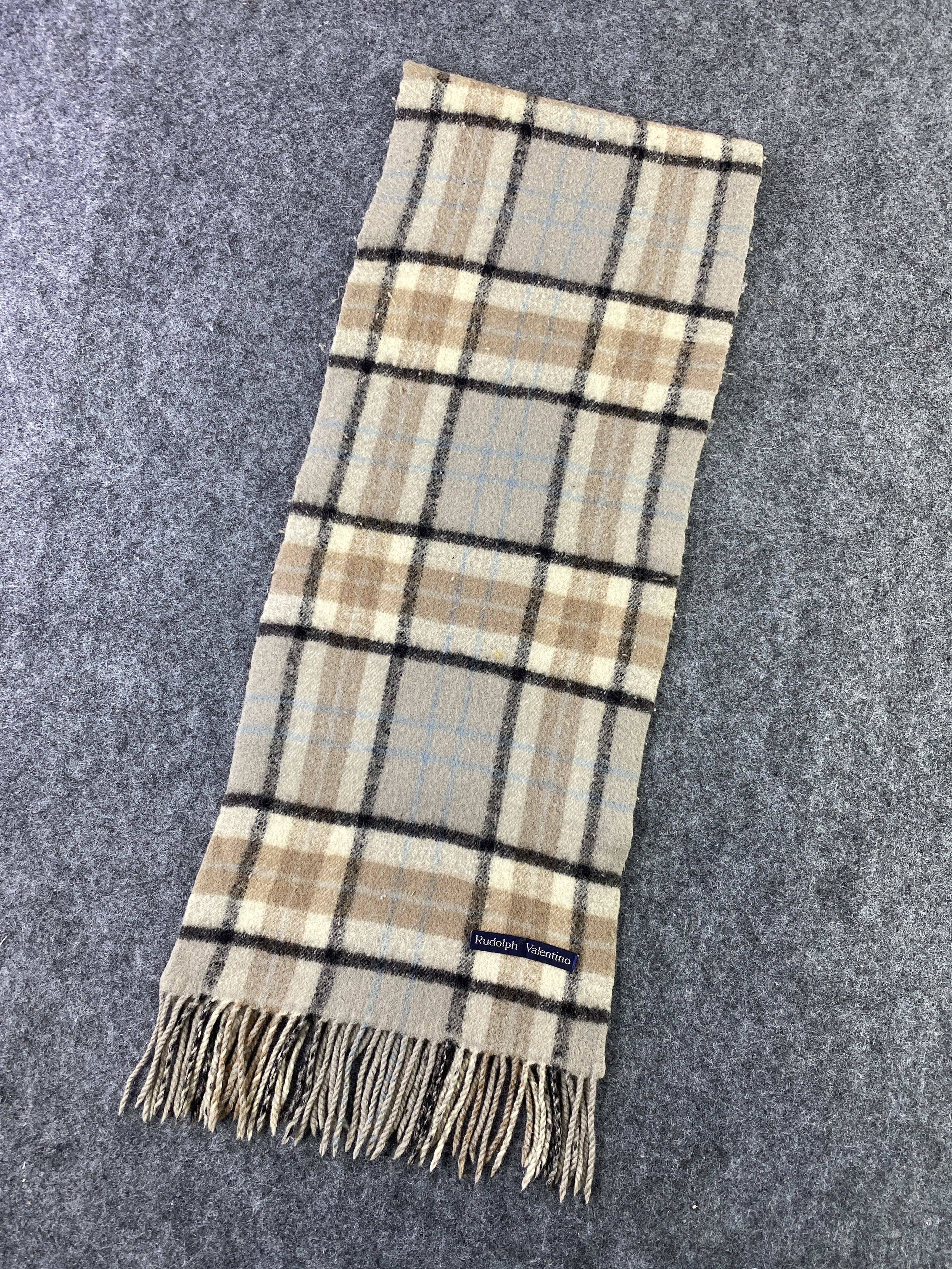Designer RUDOLPH VALENTINO Scarf / Muffler / Neckwear -T300 Size ONE SIZE - 2 Thumbnail