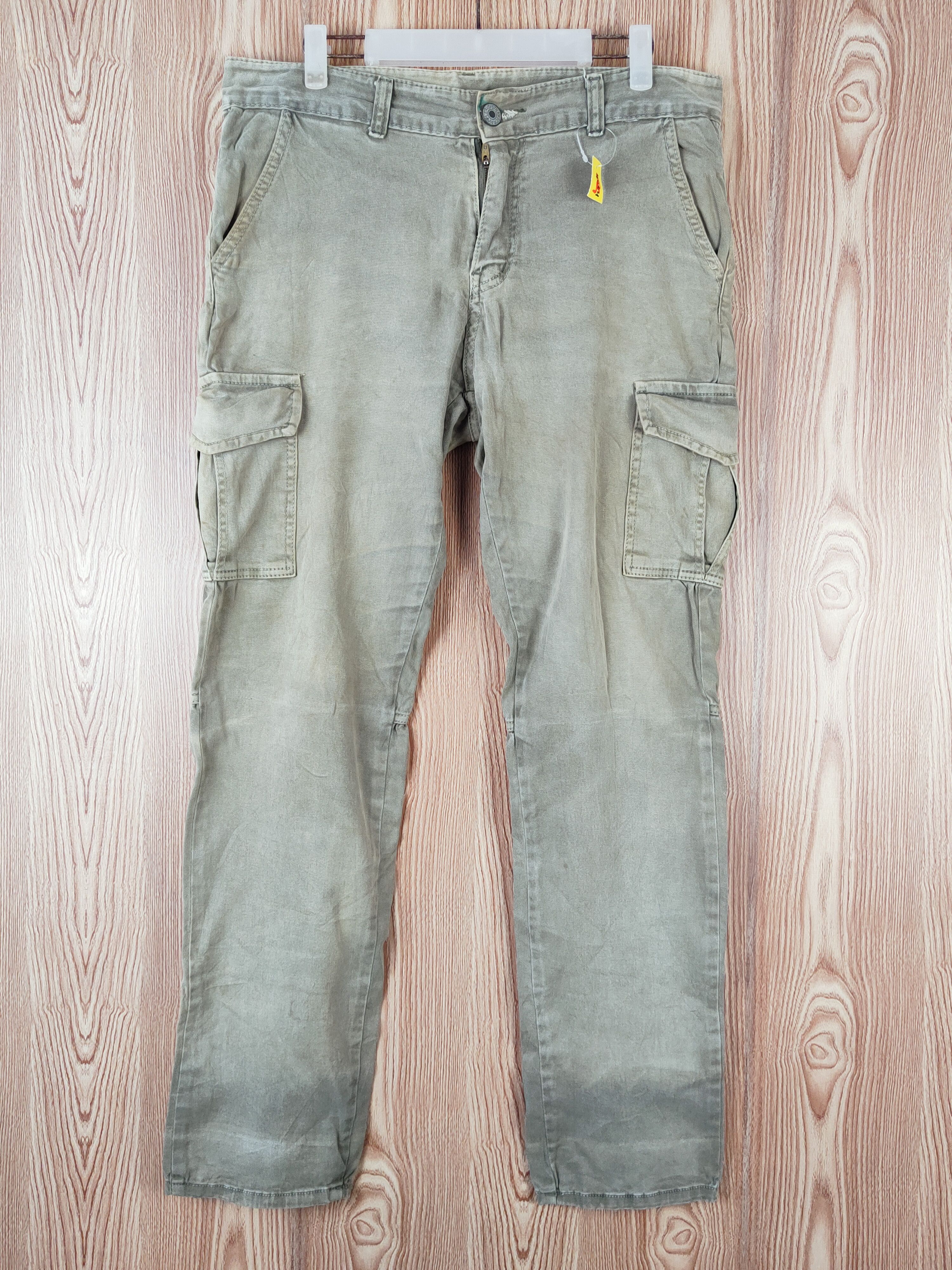 Japanese Brand Leavs Strawberry Green Faded Multipocket Cargo Pants #W438 Size US 33 - 1 Thumbnail