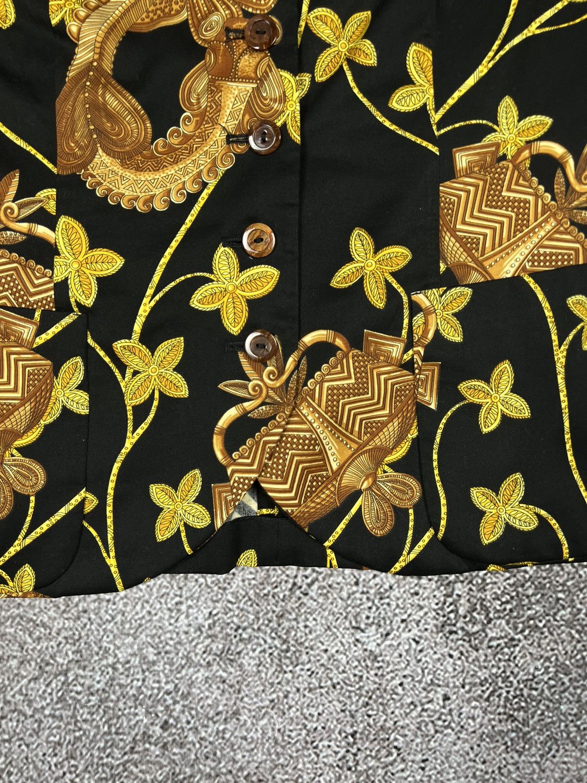 Escada Escada Aztec Vintage Black/Golden royal pattern blazer Size L / US 10 / IT 46 - 9 Thumbnail