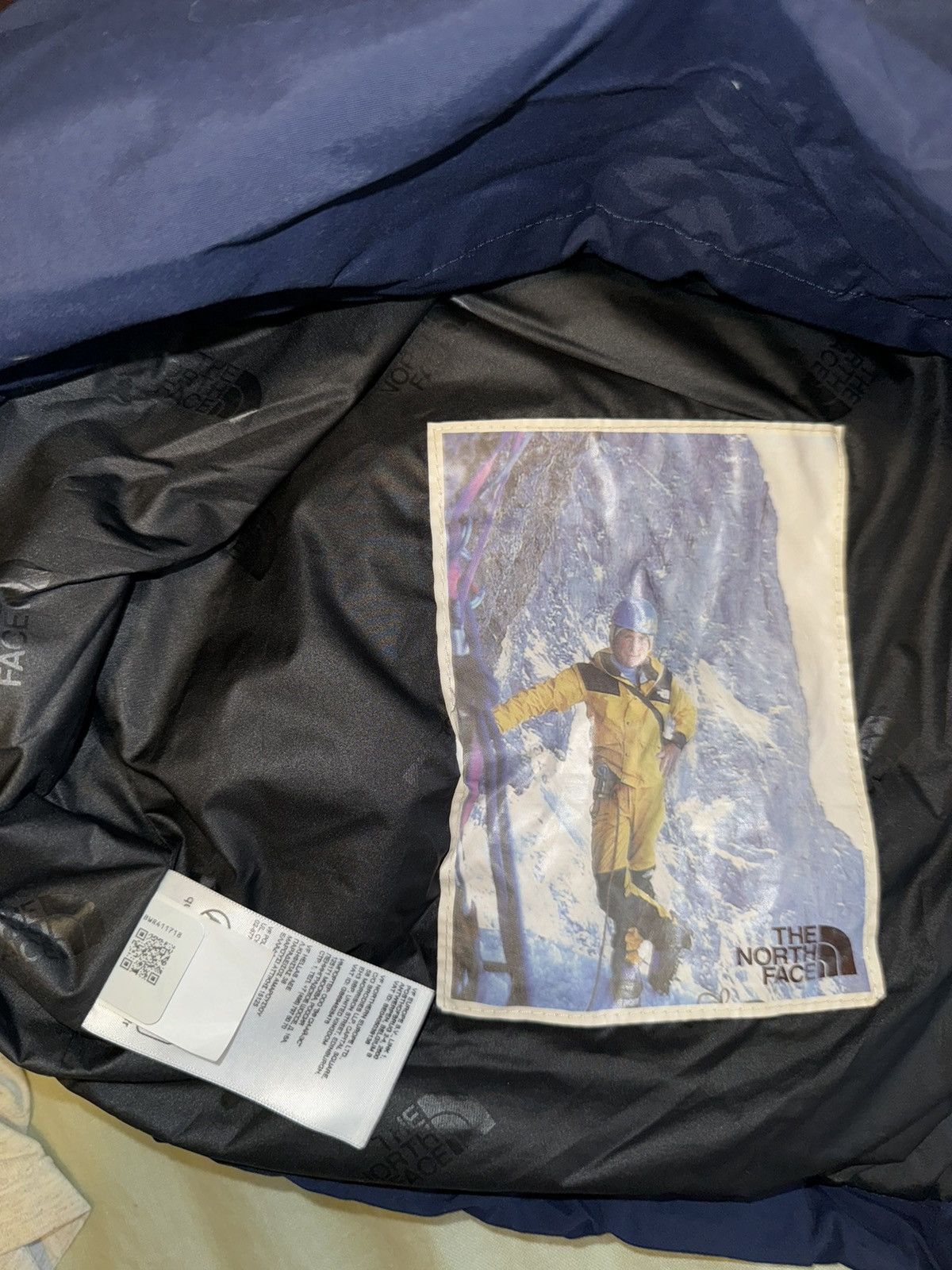 The North Face TNF The North Face 1988 Retro Mountain Jacket DryVent Size US L / EU 52-54 / 3 - 4 Thumbnail