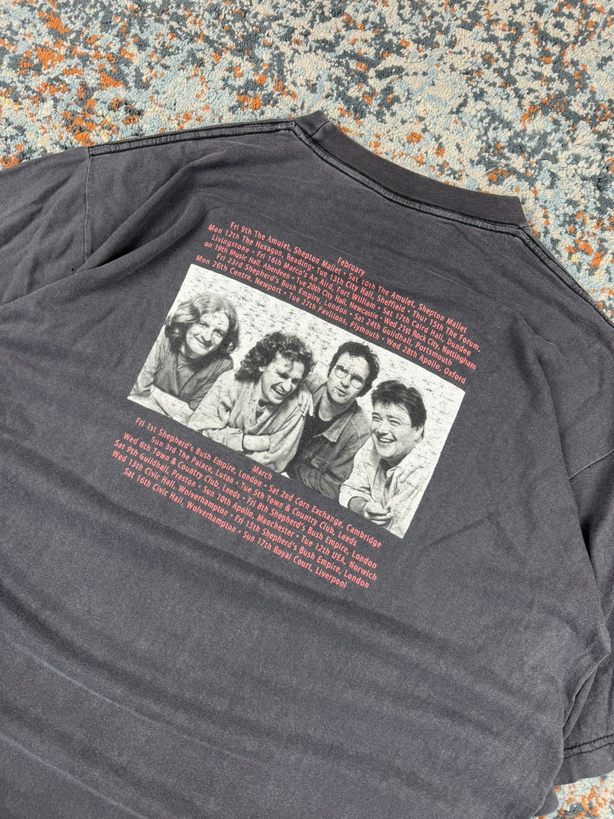 Rare Vintage 1996 The Saw Doctors same oul town graphic tee