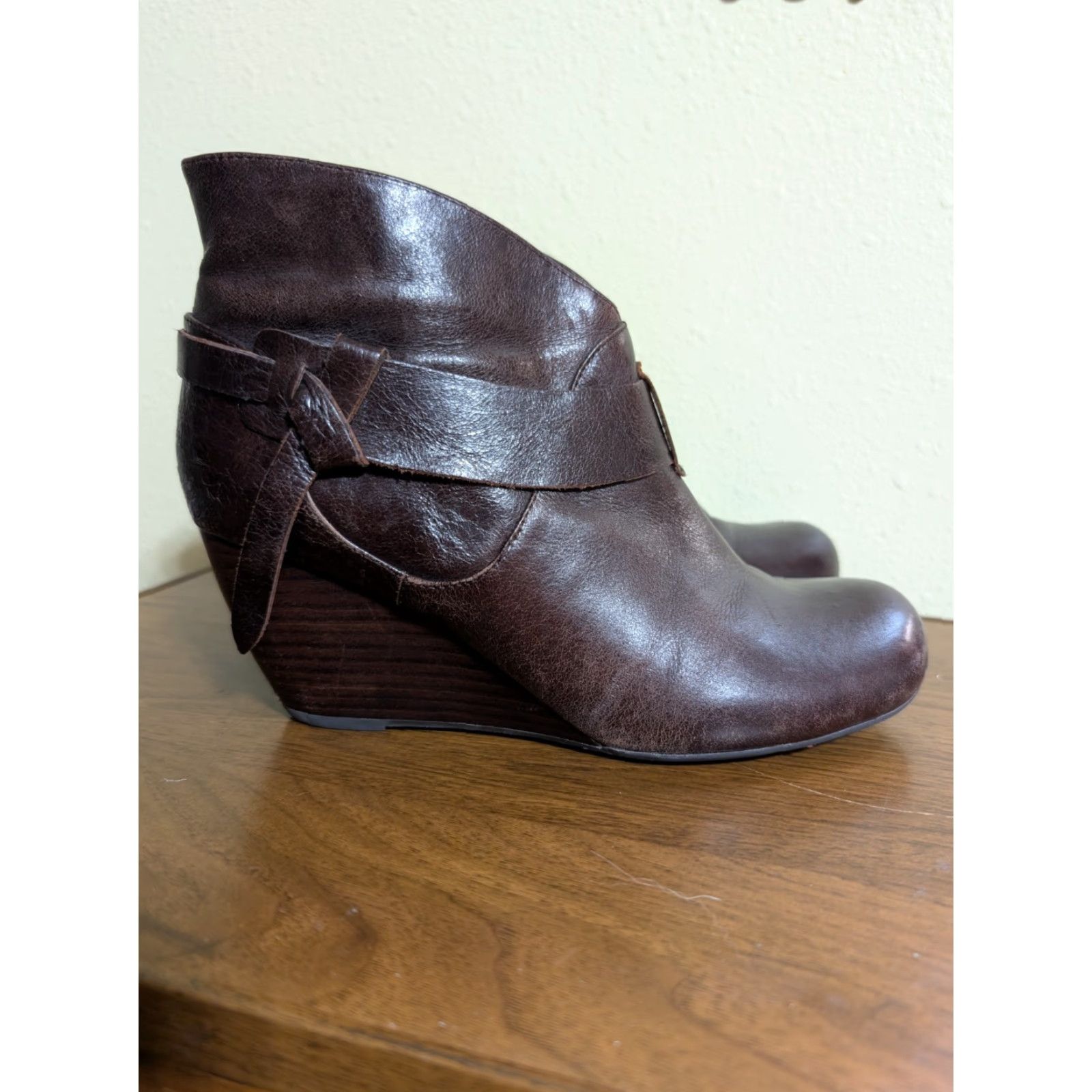 Vintage Miz Mooz NYC Narcissa Estelle Wedge Ankle Boots Brown Leather 8.5 Women's Shoes Size US 9 / IT 39 - 3 Thumbnail