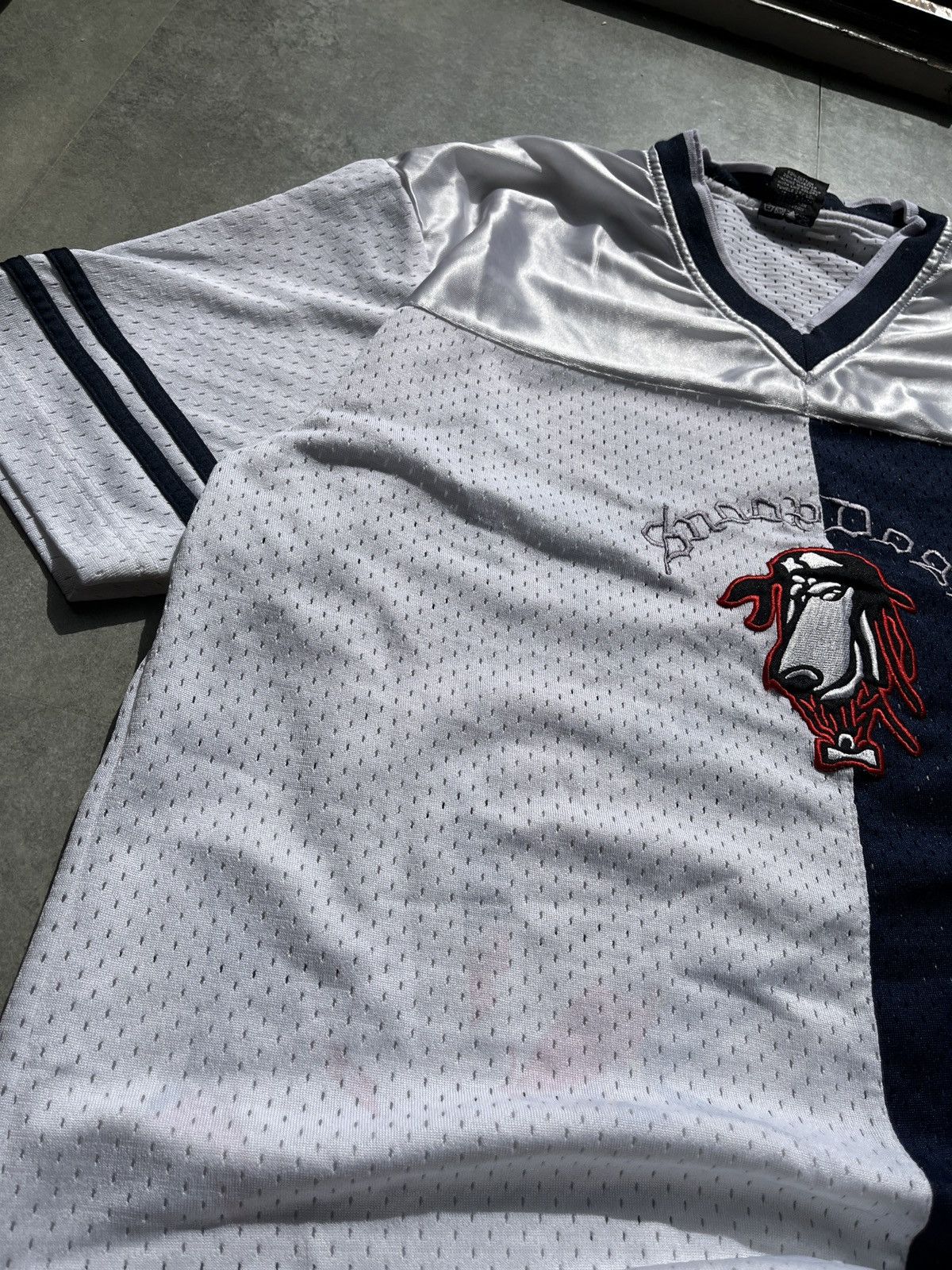Snoop Dogg White & Navy Blue Snoop Dogg Jersey Early 2000s - Rare Find Size US L / EU 52-54 / 3 - 8 Thumbnail