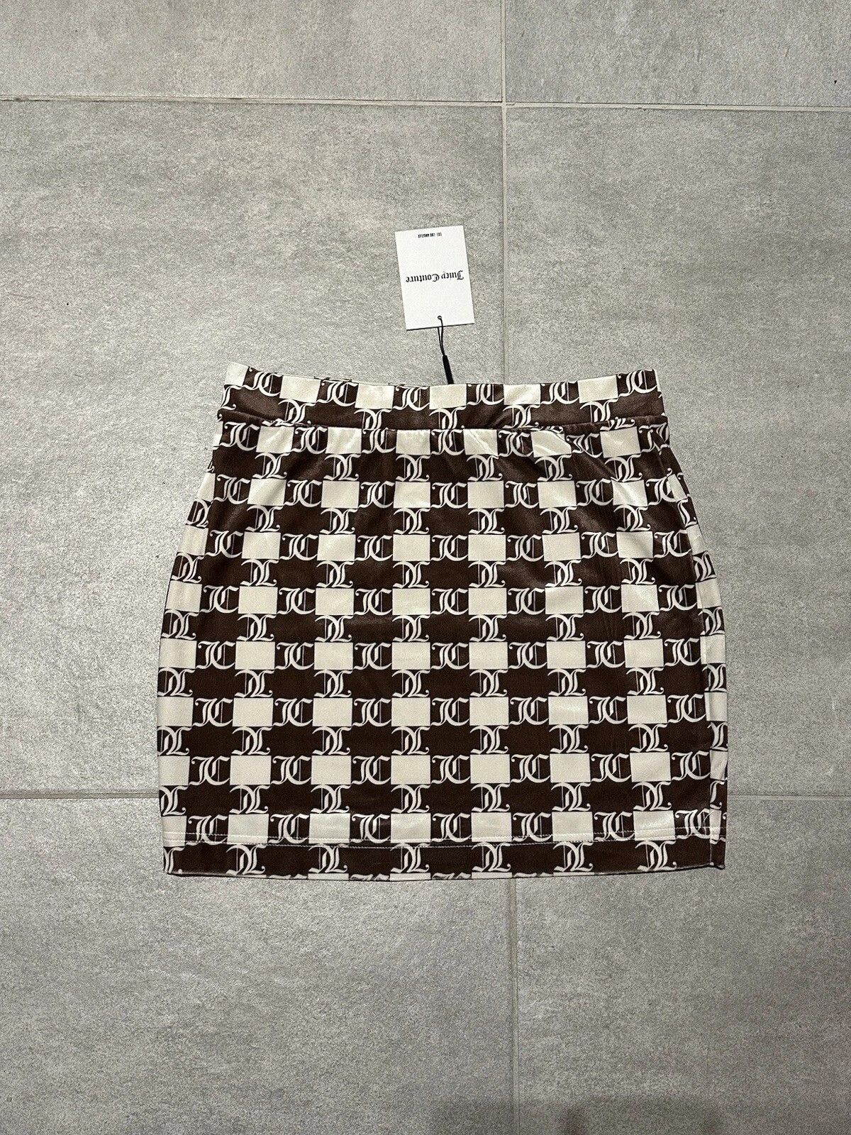 Juicy Couture NEW Juicy Couture Monogram Velour Velvet Skirt Size 30" / US 8 / IT 44 - 1 Thumbnail