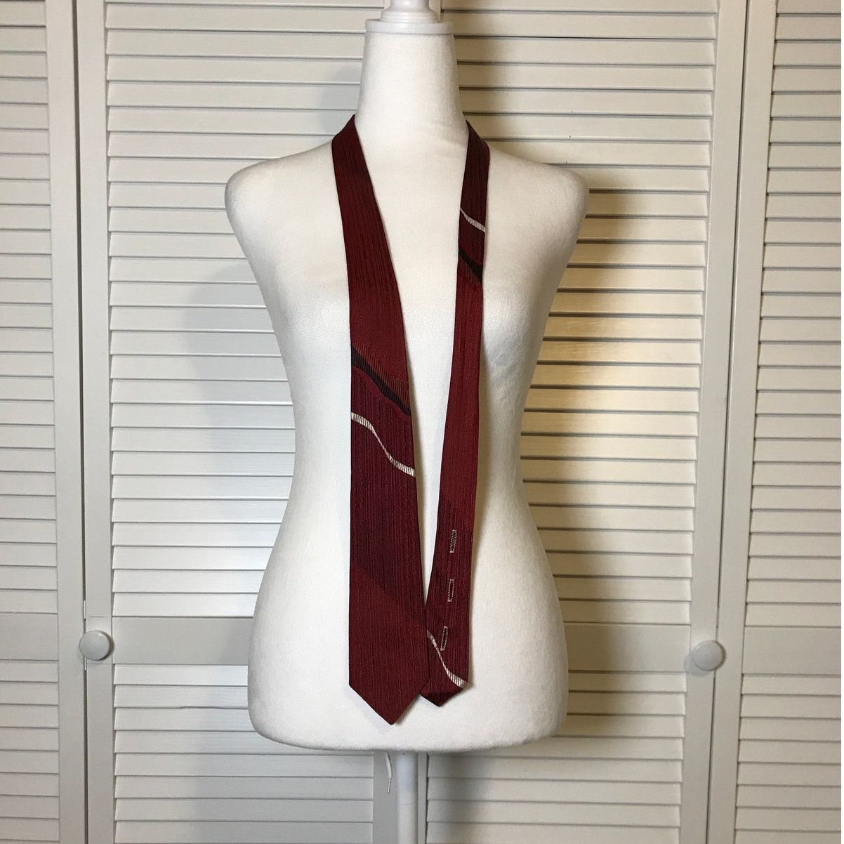 Other Wembley Red Striped Short Skinny Men Necktie Size ONE SIZE - 2 Thumbnail