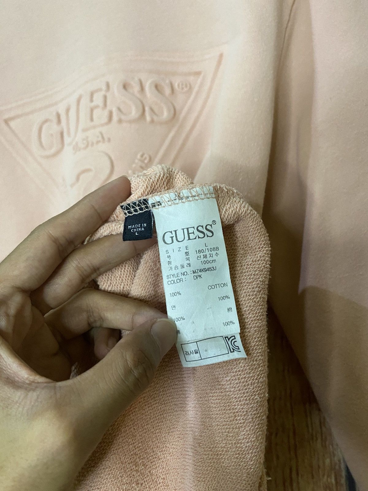 Guess GUESS Emboss Triangle Logo Crewneck Sweatshirt Size US L / EU 52-54 / 3 - 6 Thumbnail