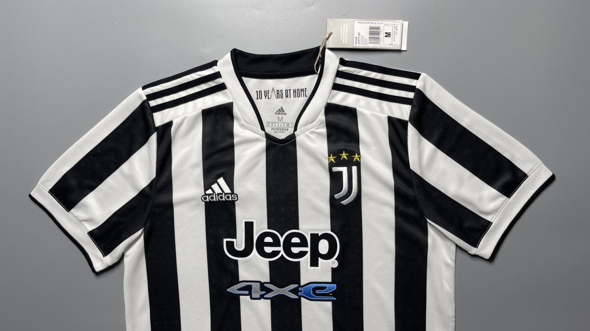 Adidas × Vintage JUVENTUS ADIDAS 2021/2022 FOOTBALL HOME JERSEY #7 RONALDO Size US M / EU 48-50 / 2 - 3 Thumbnail