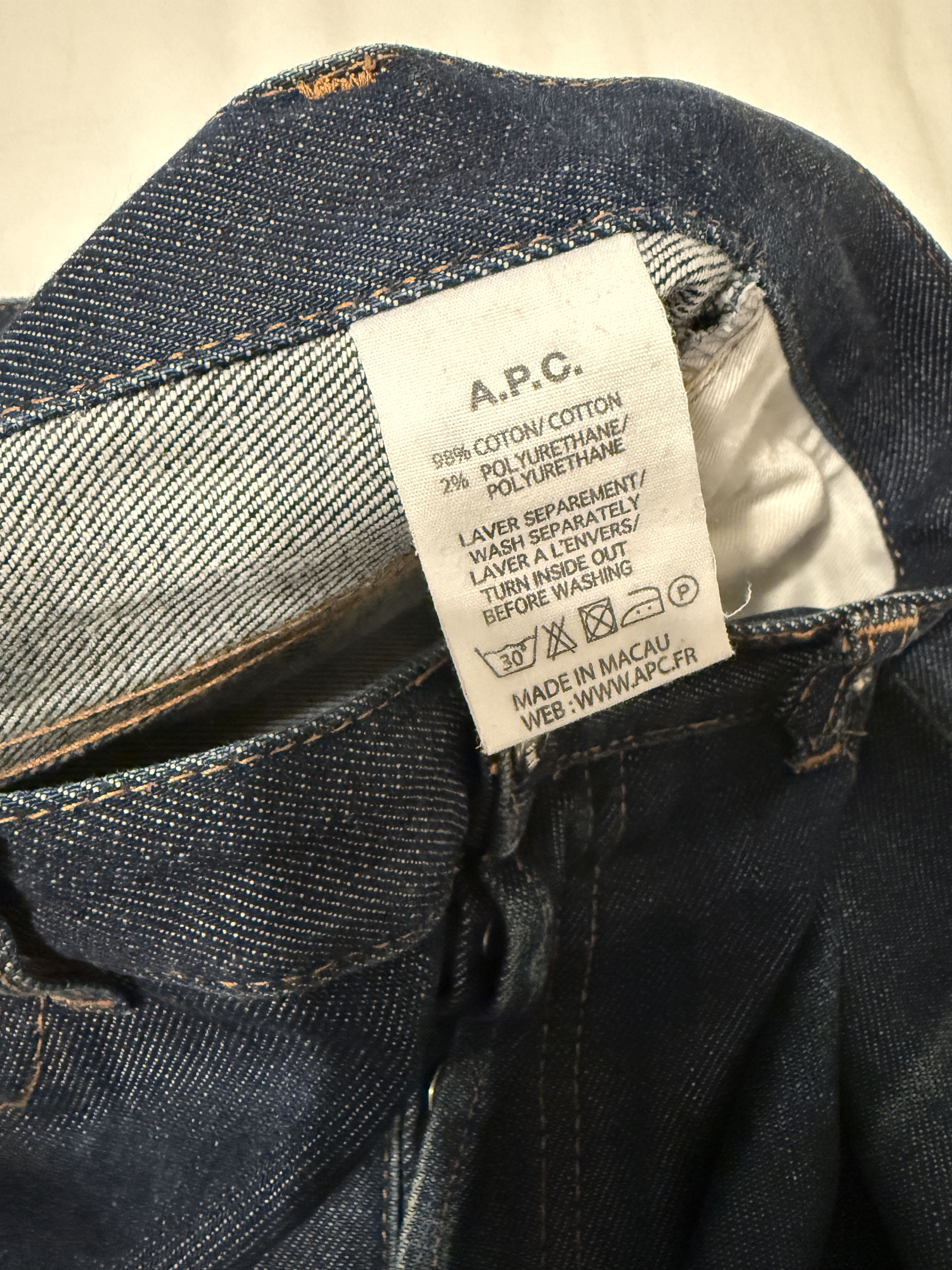 A.P.C. Petite New Standard Size US 32 / EU 48 - 4 Thumbnail