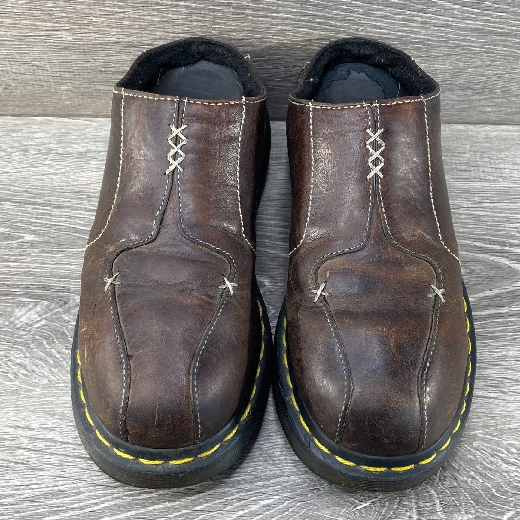 Dr. Martens VINTAGE Dr. Martens Womens 7 Brown Leather Platform Slip On Clogs Mules VTG Size US 5 / IT 35 - 3 Thumbnail