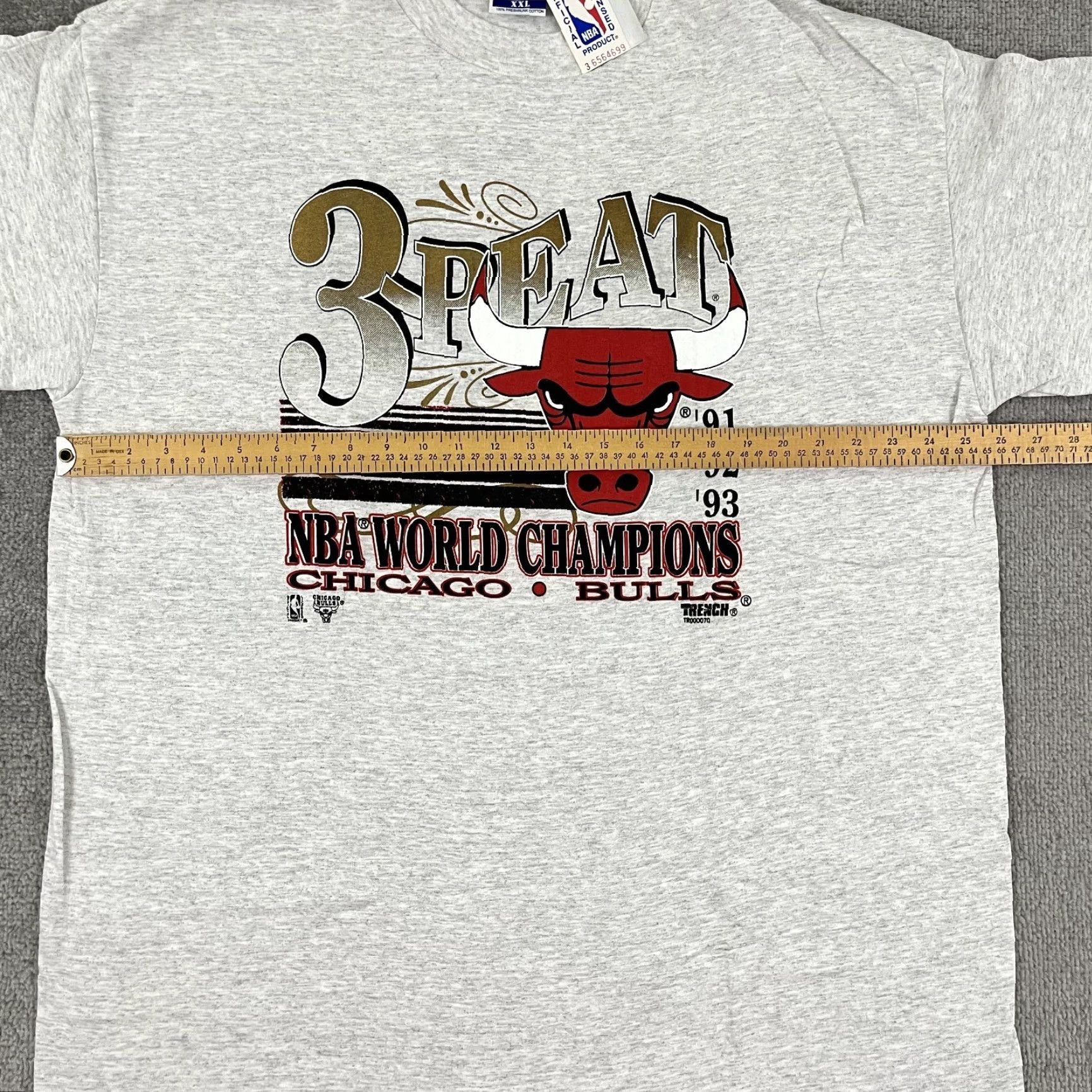 NBA VINTAGE Chicago Bulls Shirt Mens 2XL Gray Graphic Tee NB A Champions 1990s 3x Champions Mens Shirt Size US XXL / EU 58 / 5 - 6 Thumbnail