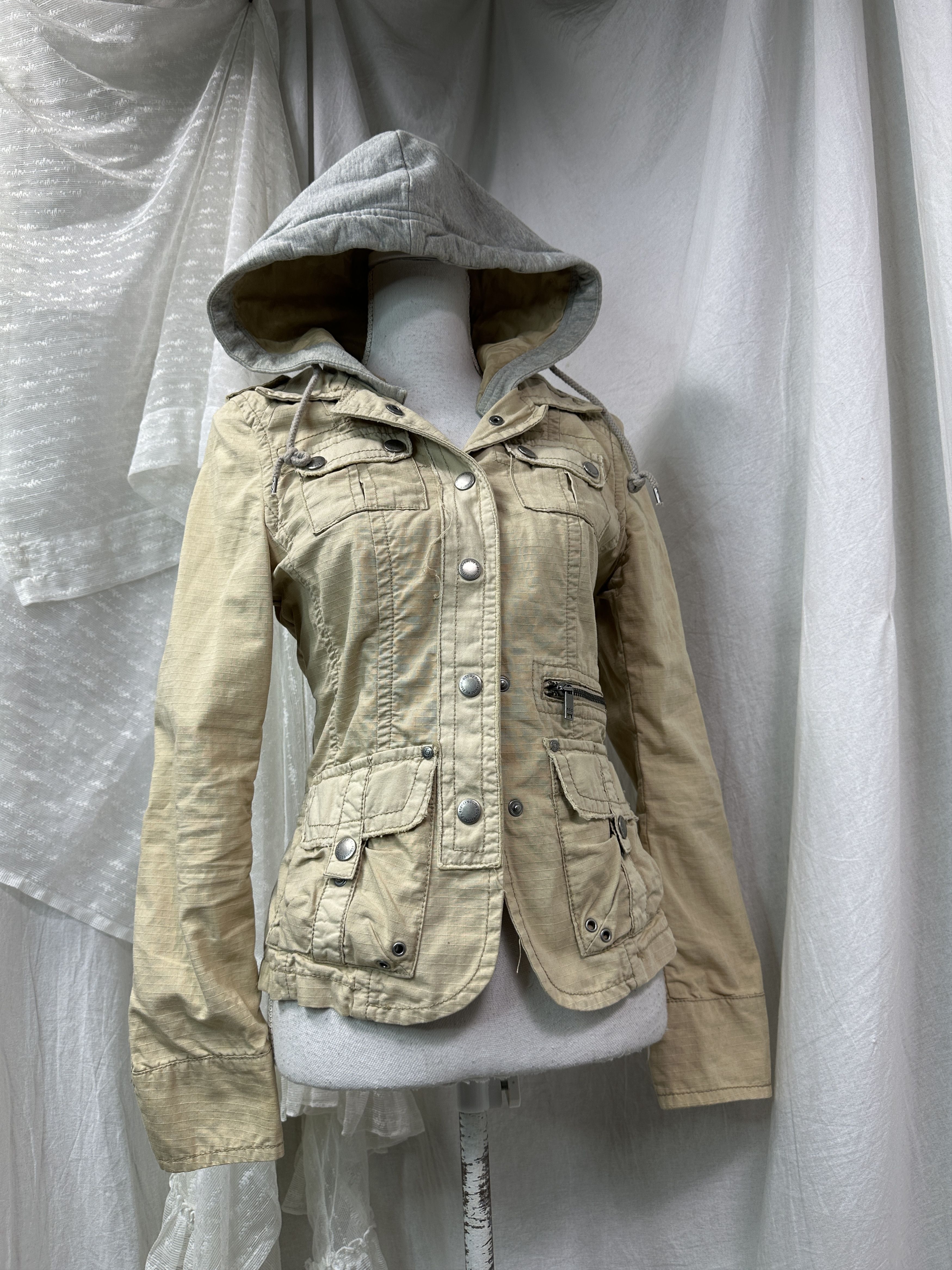 Vintage Vintage Streetwear Gorpcore Cargo Hooded Jacket Y2K Size XS / US 0-2 / IT 36-38 - 1 Thumbnail