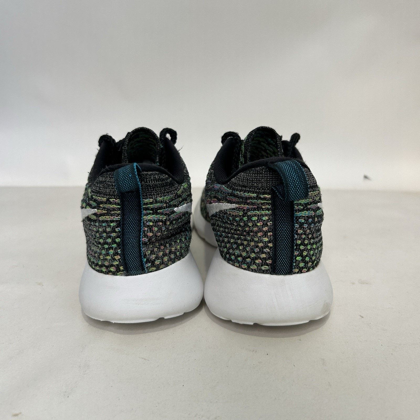 Nike Nike Roshe Run Flyknit WMNS “Multi-Color” Size US 7.5 / IT 37.5 - 5 Thumbnail
