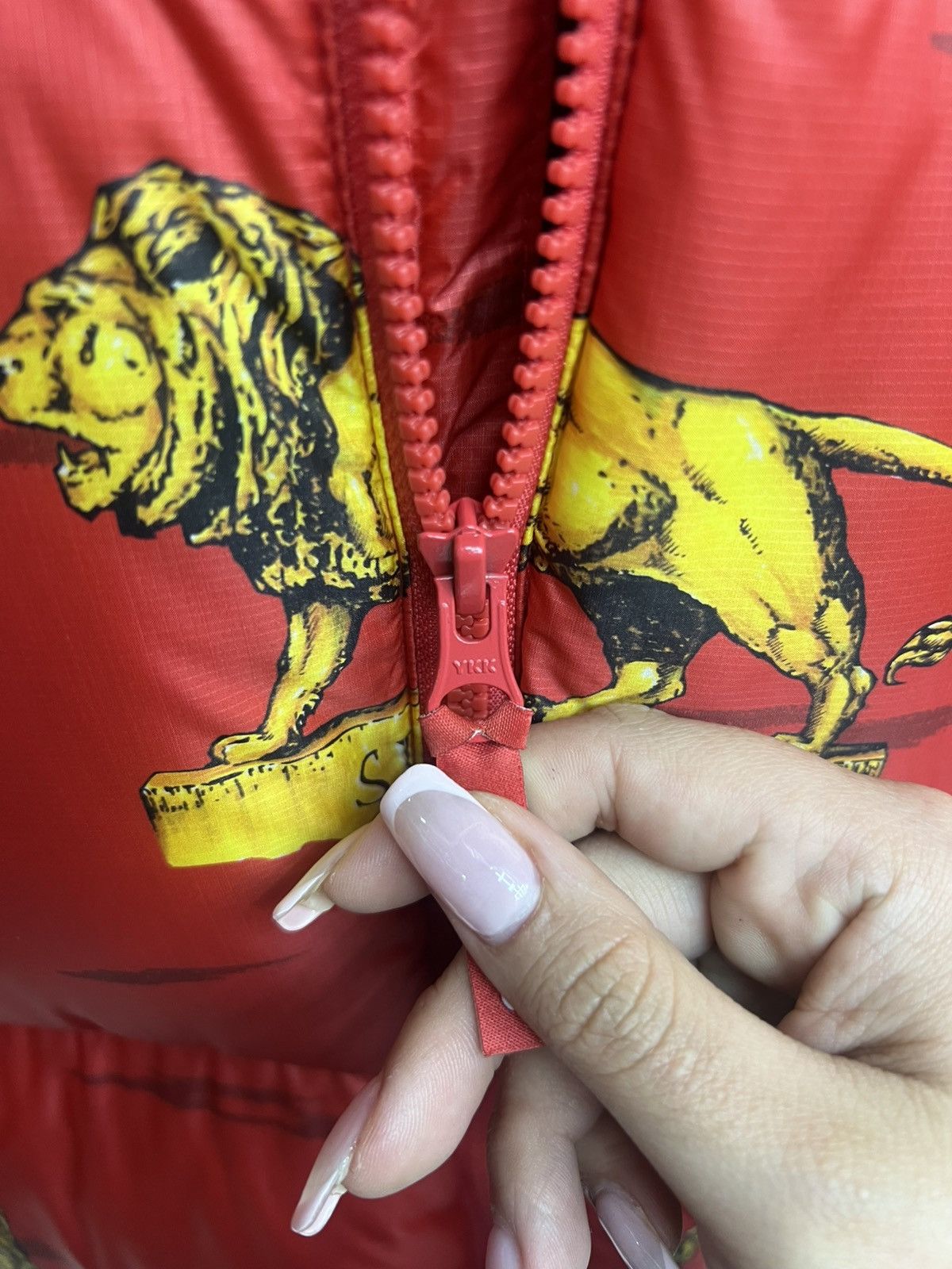 Supreme Supreme Lion Bomber Jacket Size US XL / EU 56 / 4 - 9 Thumbnail