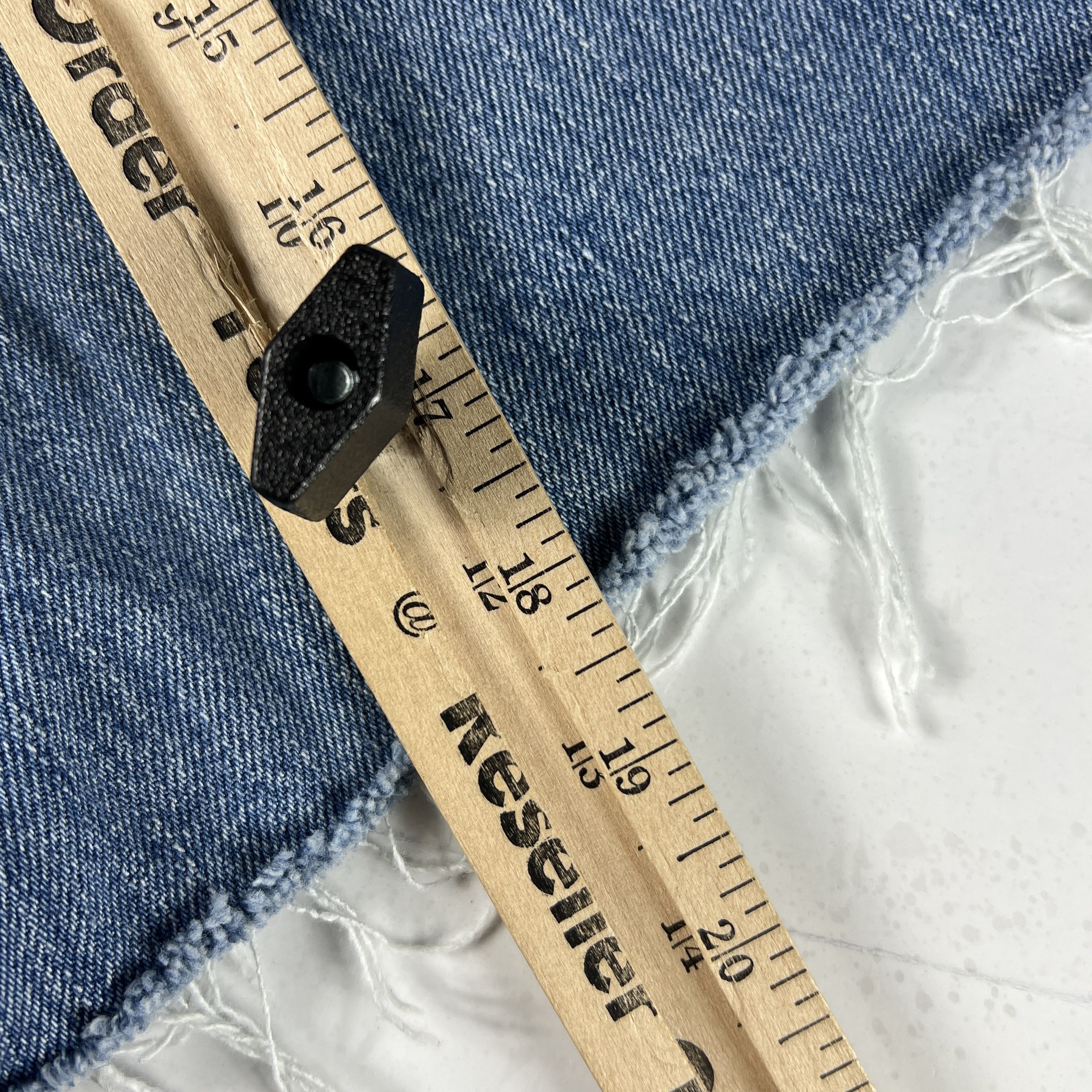 Levi's Y2K Levi's Jeans Shorts 560 Loose Cut Off Cotton Denim Jorts Size US 38 / EU 54 - 14 Thumbnail